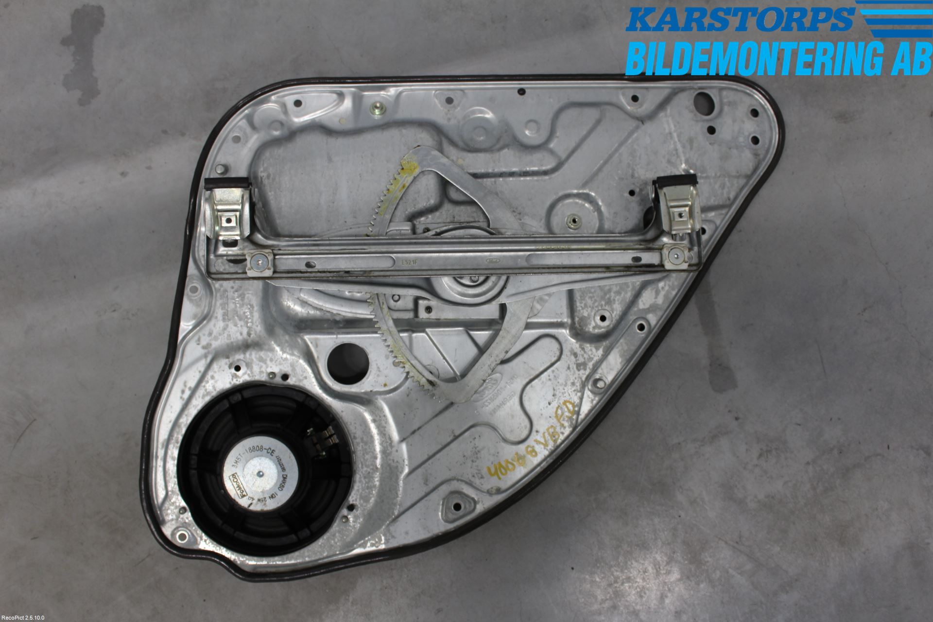 Ford FOCUS 08-11 Vindusheis
