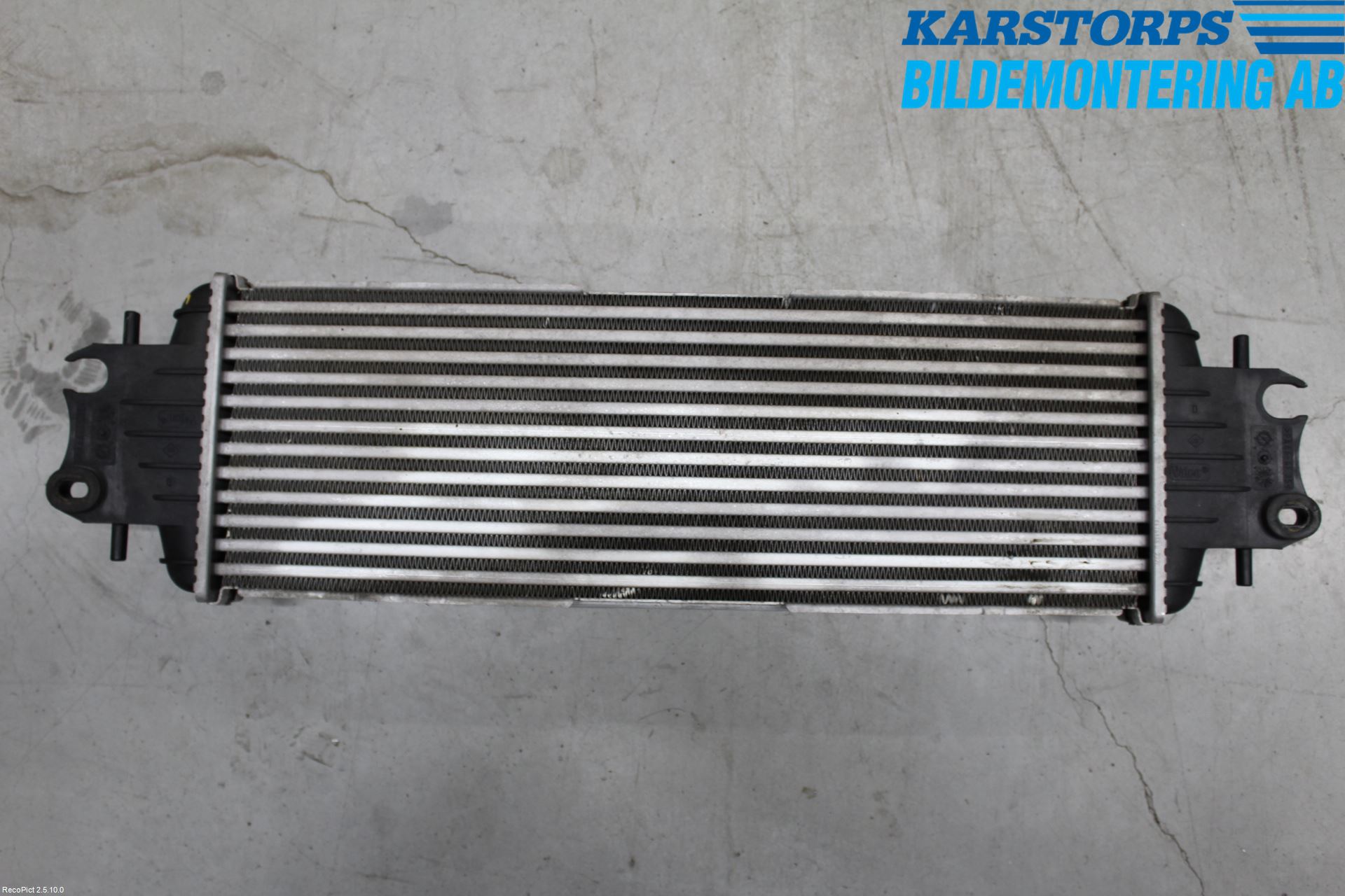 Renault TRAFIC   02-14 Intercooler Radiator