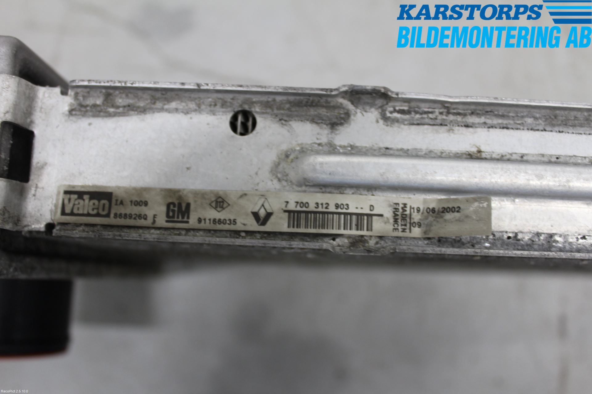 Renault TRAFIC   02-14 Intercooler Radiator