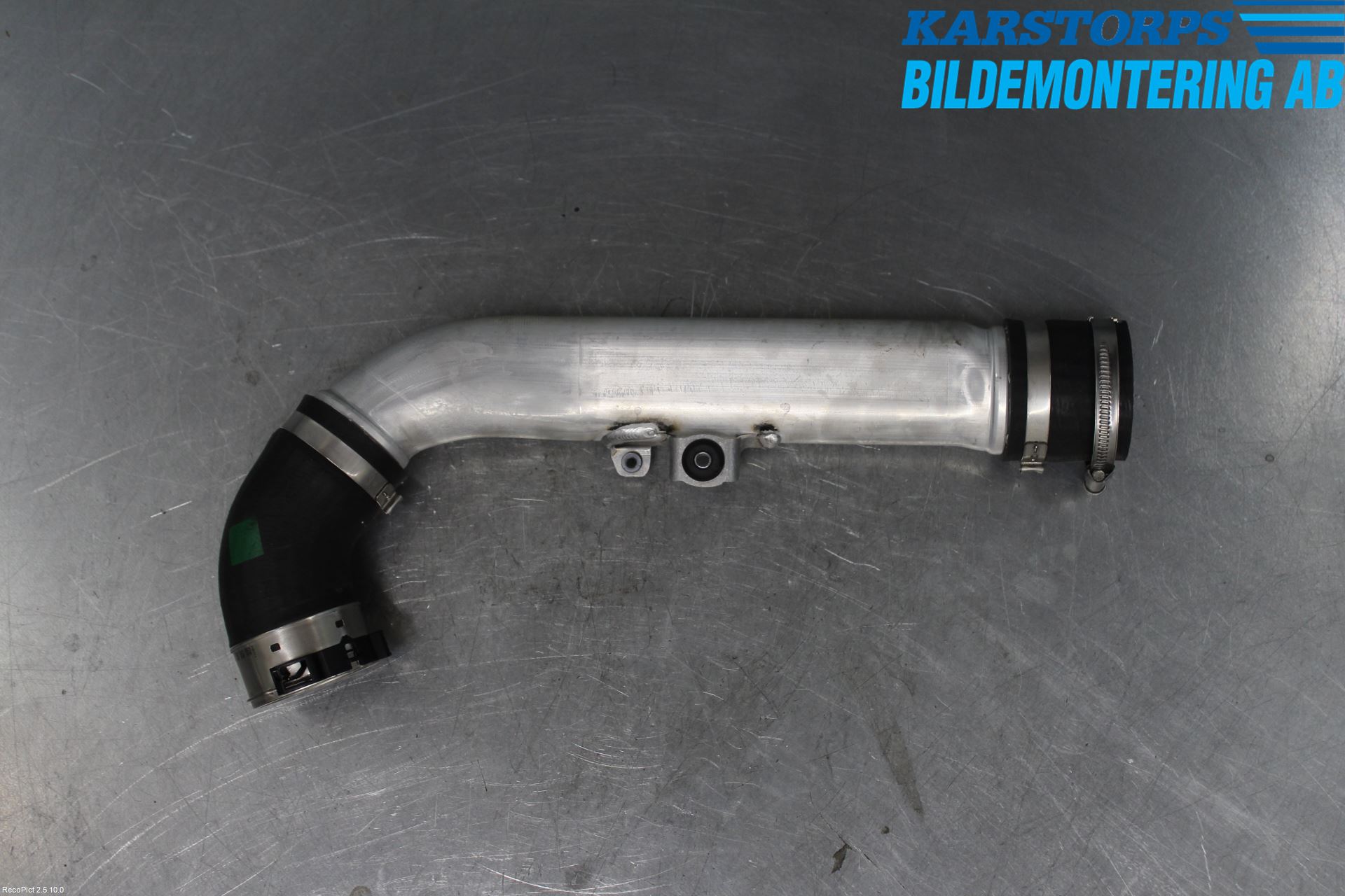 Mercedes-Benz MB C-KLASS (W205) 14-21 Intercooler Rør-Slange