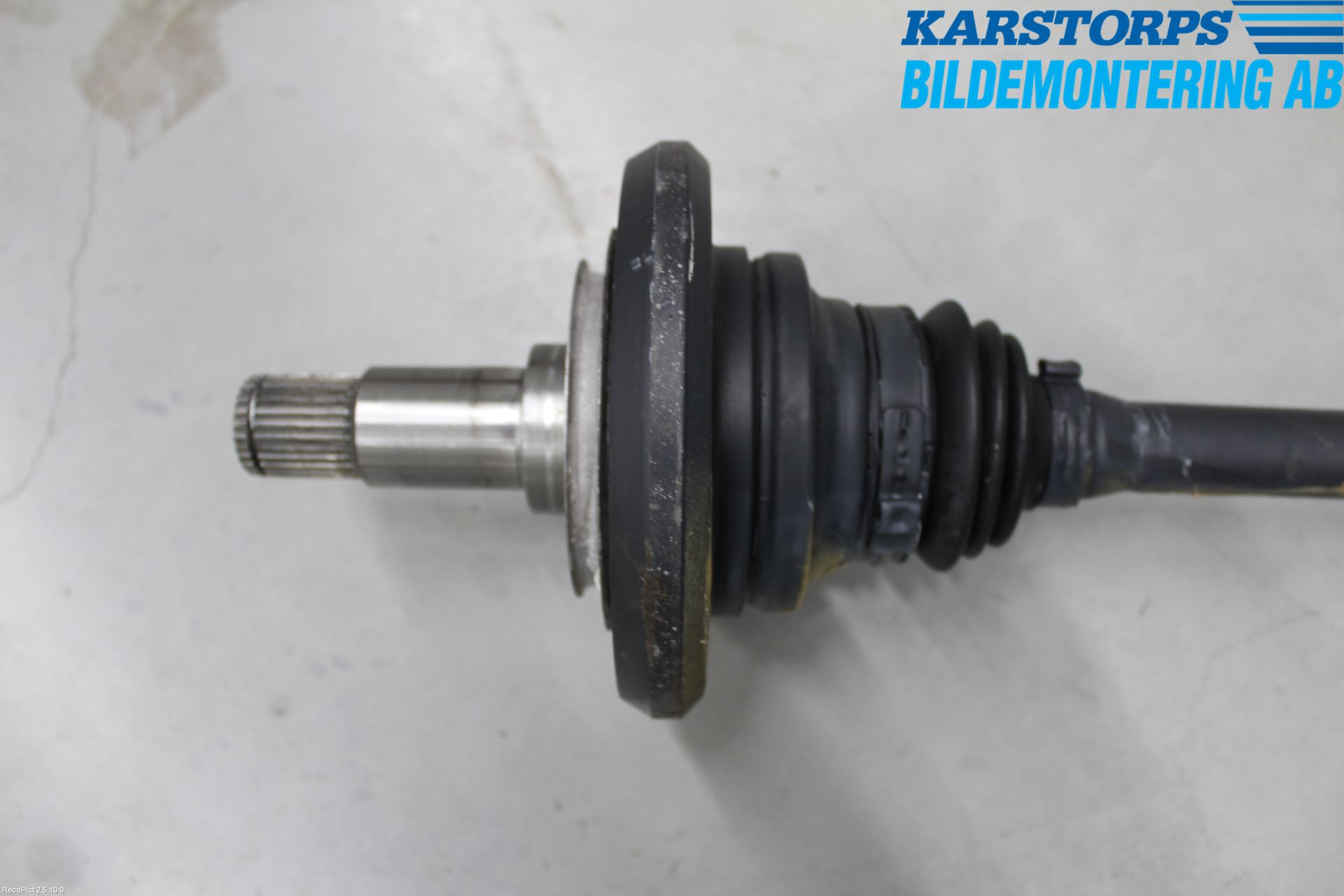 Mercedes-Benz MB C-KLASS (W205) 14-21 Drivaksel Bak Kompl Venstre