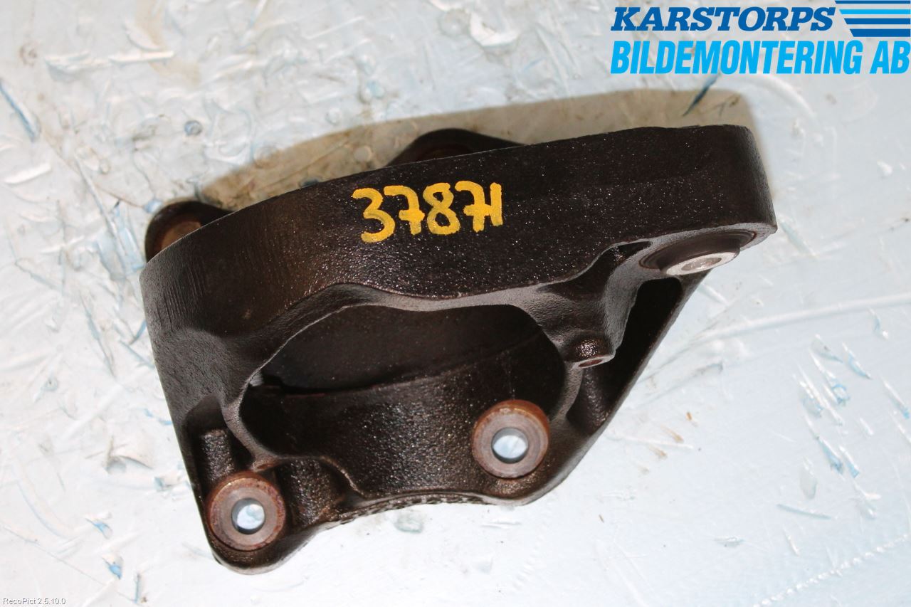 Volvo XC70 14-16 Mellomaksel Opphengslager