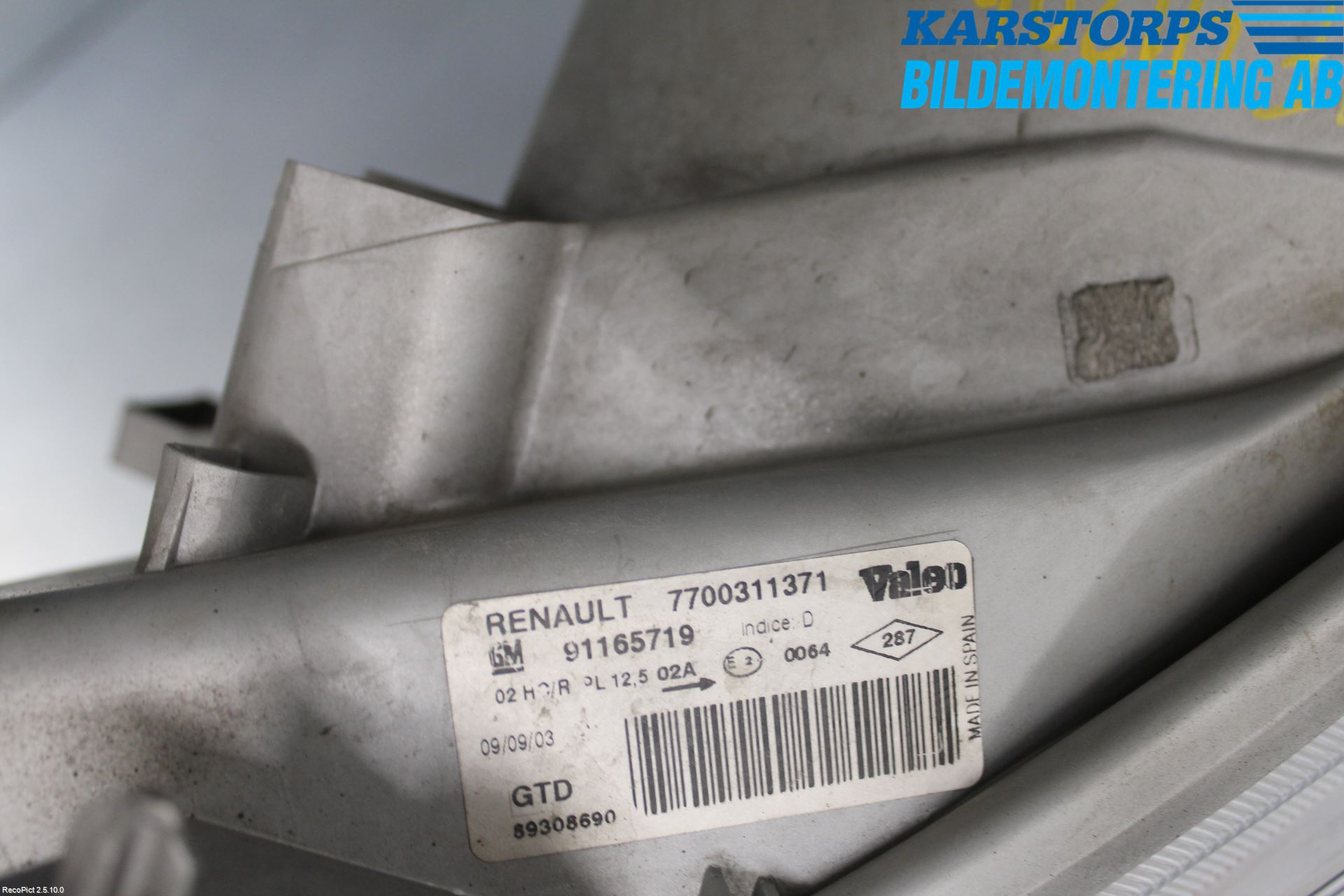 Renault TRAFIC   02-14 Frontlykt Venstre