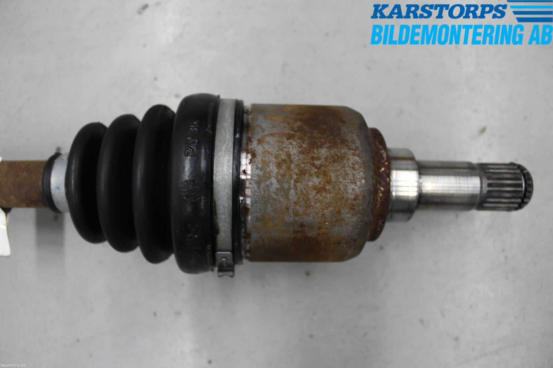 Fiat PUNTO 00-18 Drivaksel Foran Kompl Venstre