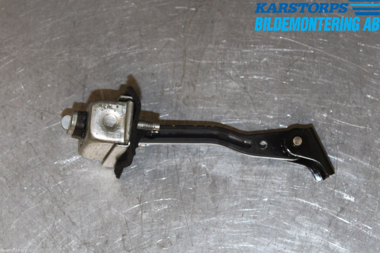 Ford FOCUS     04-07 Dørstopper