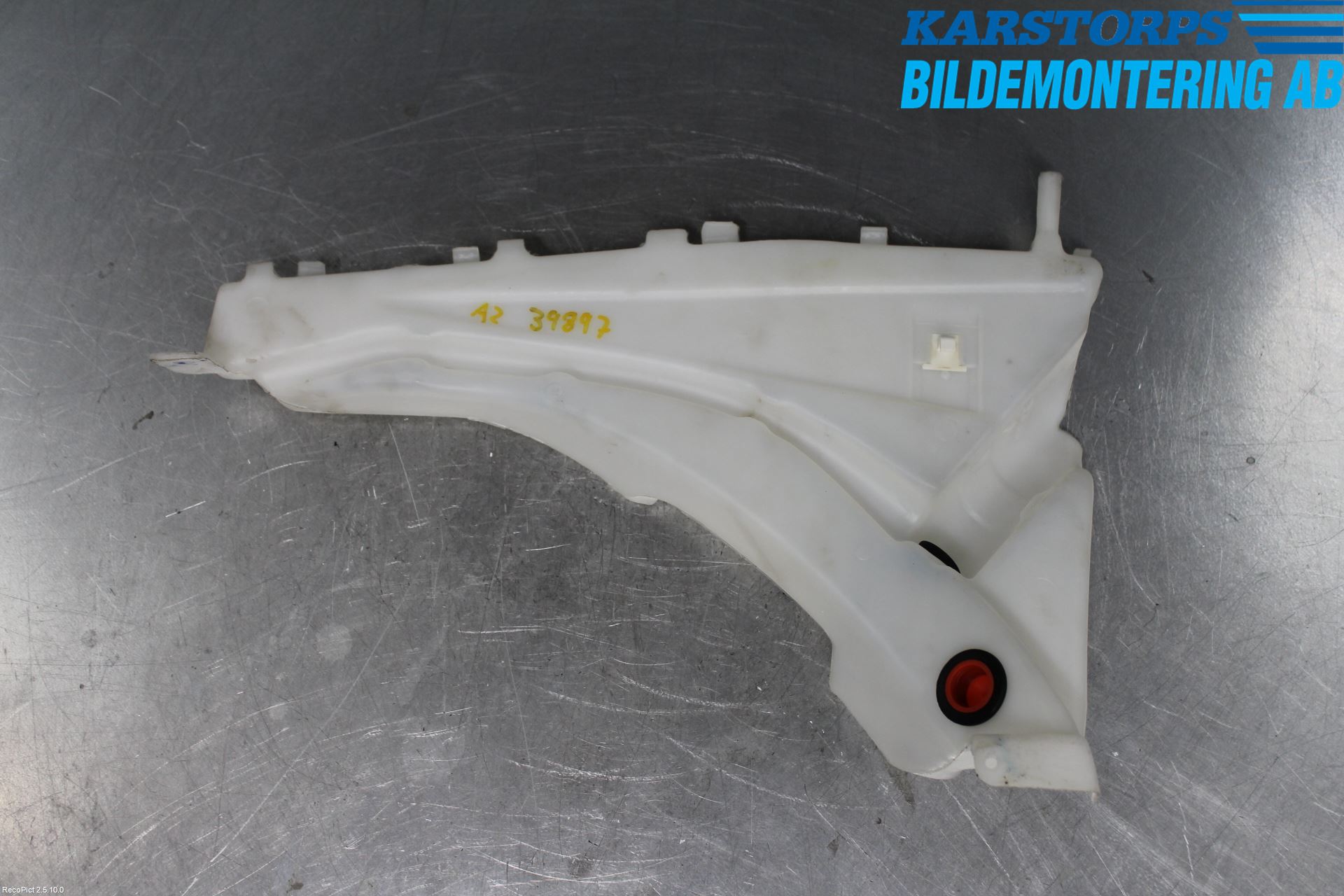 Volvo C30 10-13 Spylerbeholder Frontrute-Lykte