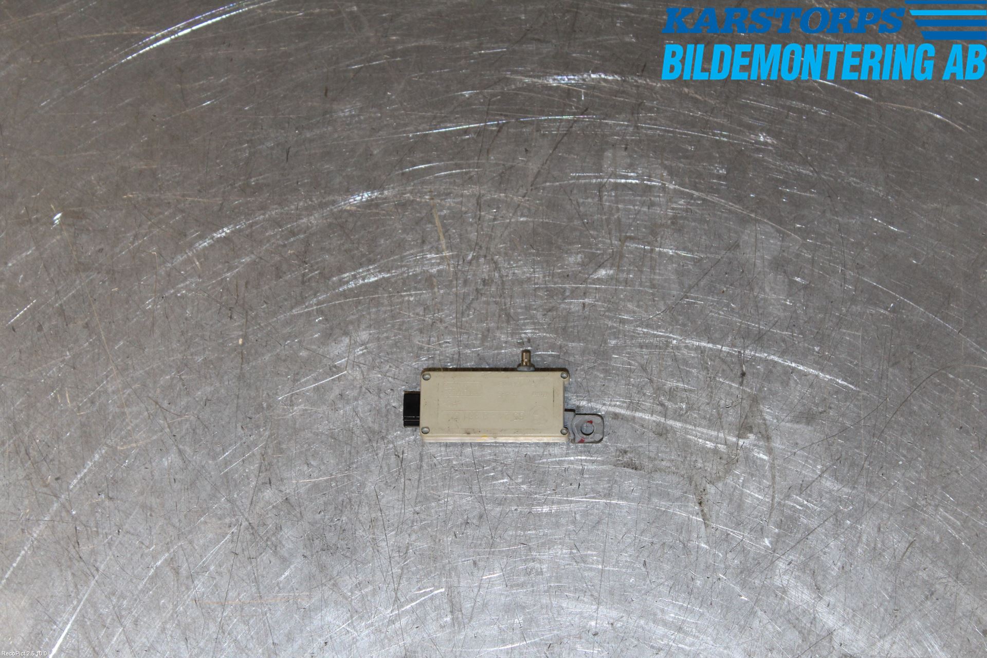 BMW 5 E39 95-04 Stereo Antenneforsterker