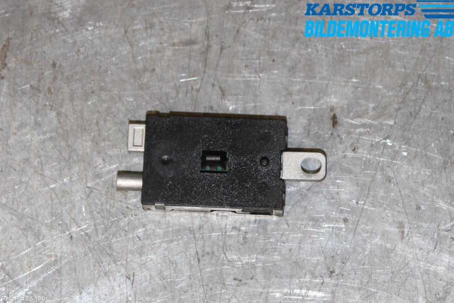 Volvo V60 11-13 Stereo Antenneforsterker