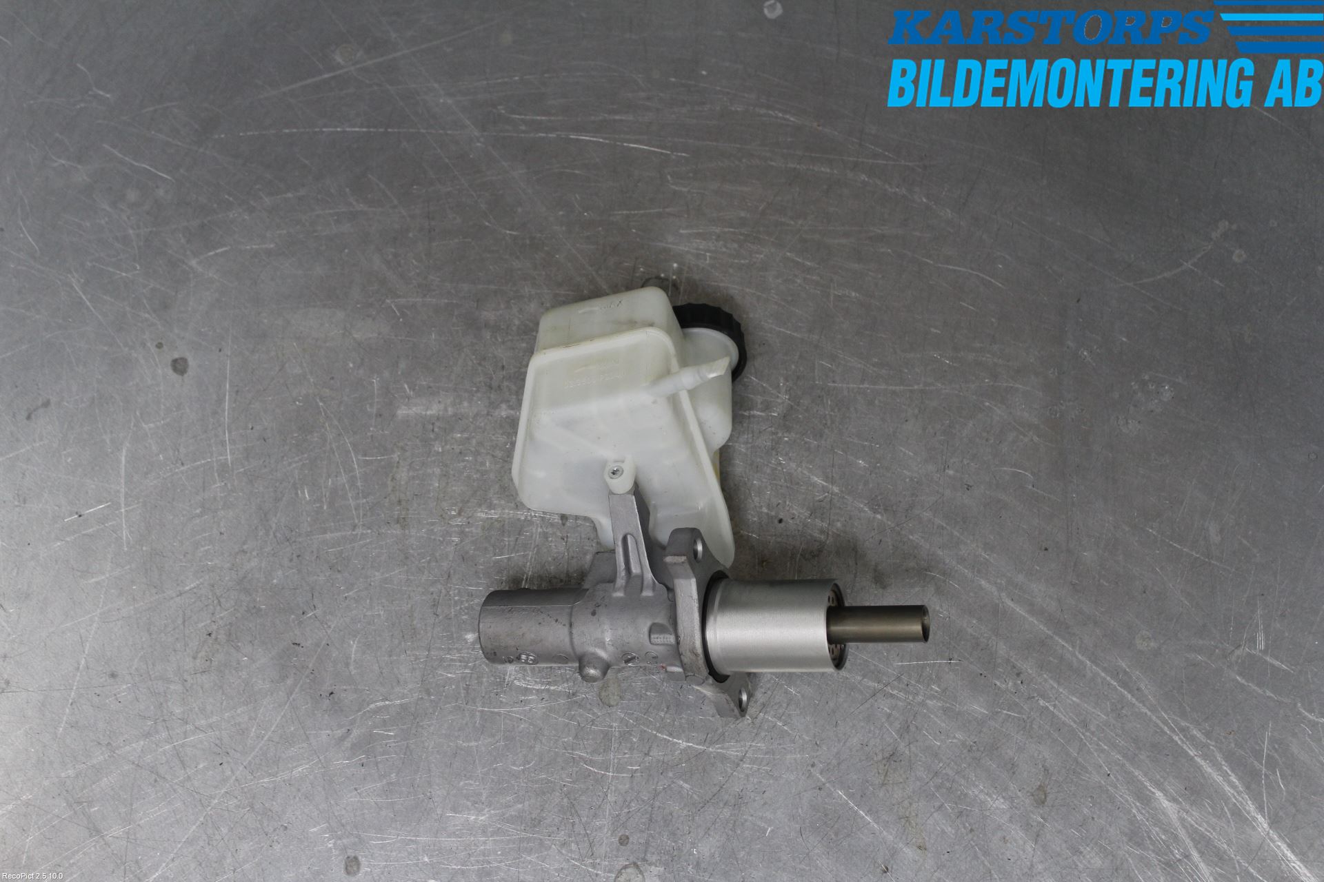 Mercedes-Benz MB E-KLASS (W212) 09-16 Brems Hovedsylinder