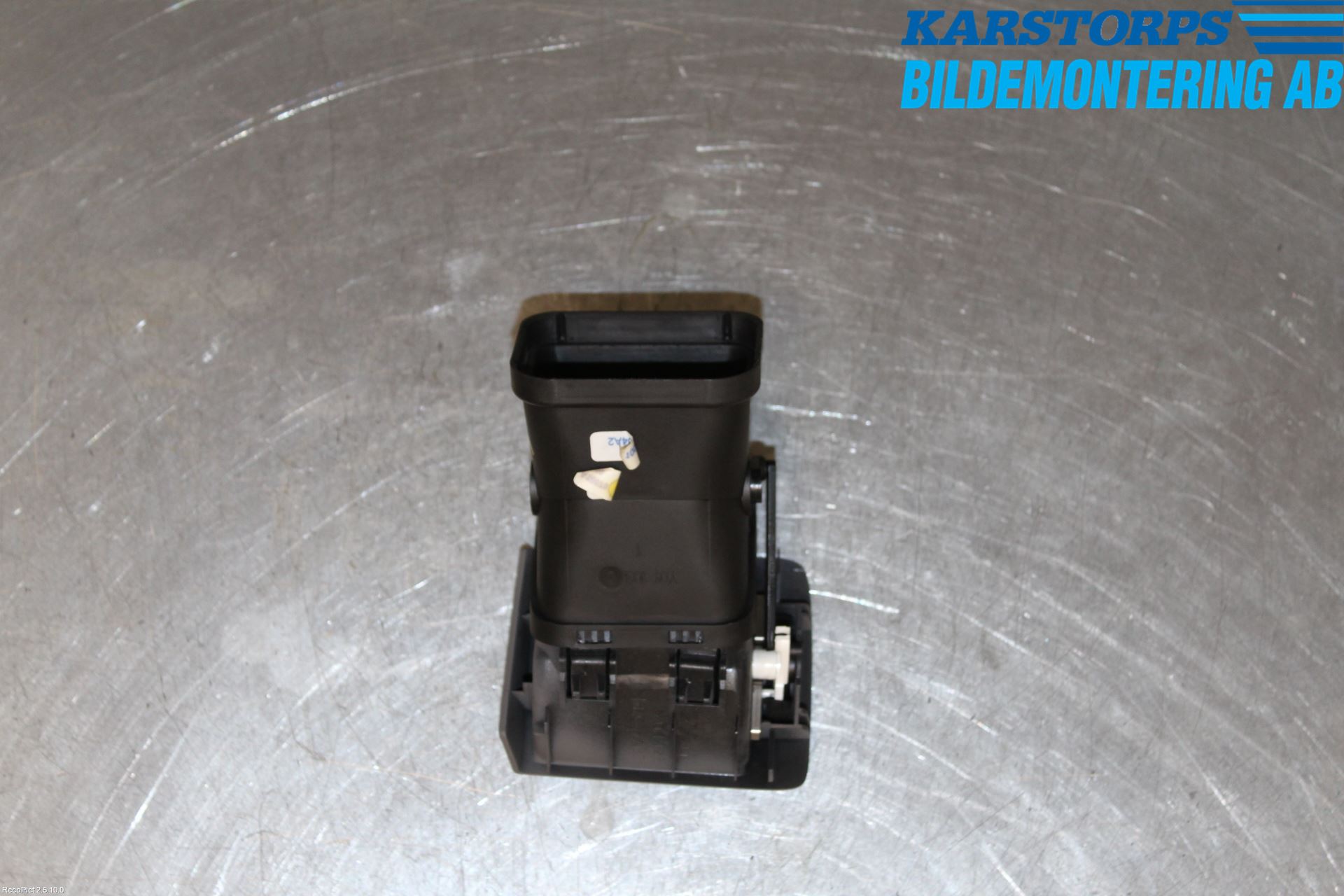 Volvo V50 04-07 Dashbord Kanal - Dyse