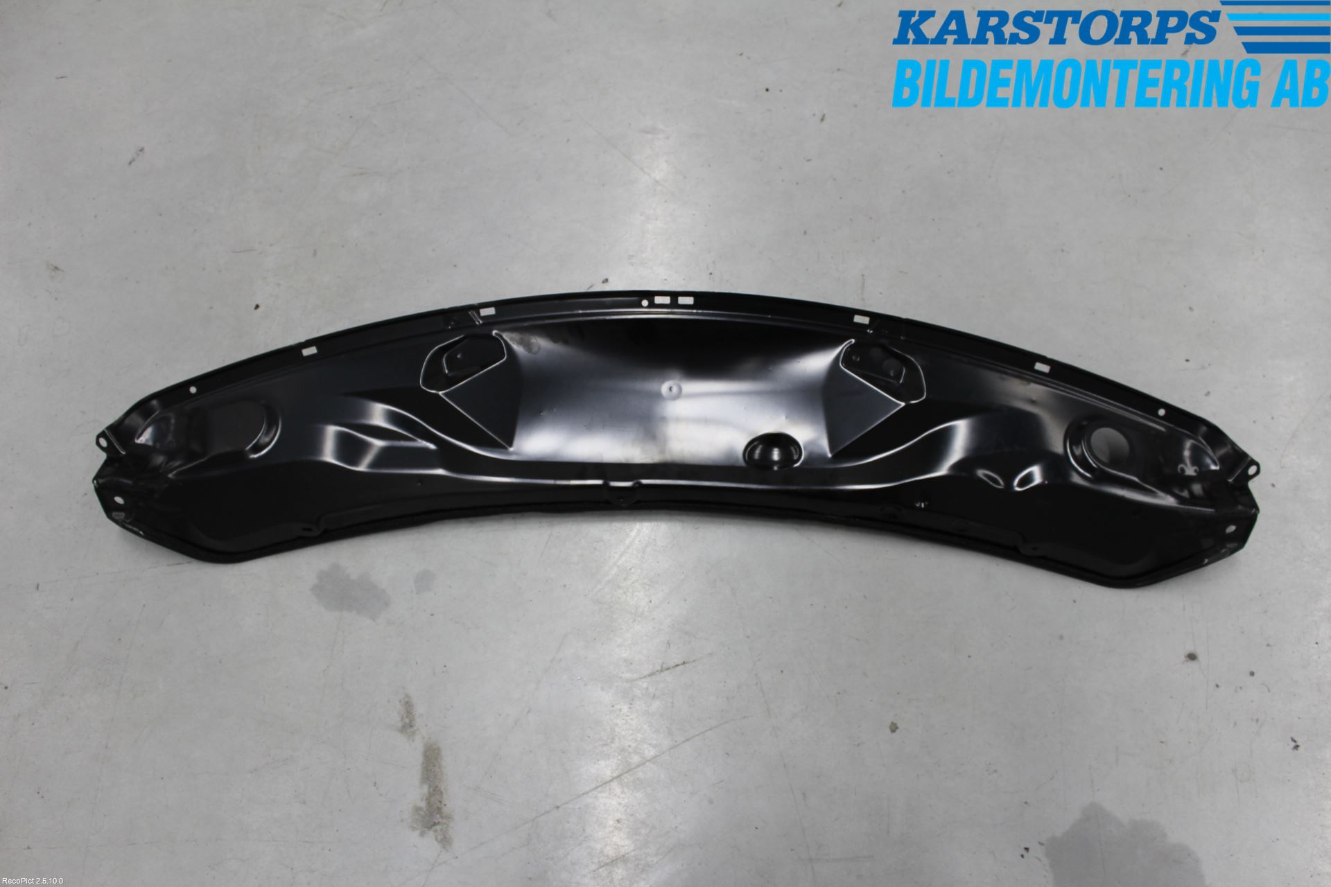 Toyota AYGO 06-14 Visker Deksel-Grill-Under Frr