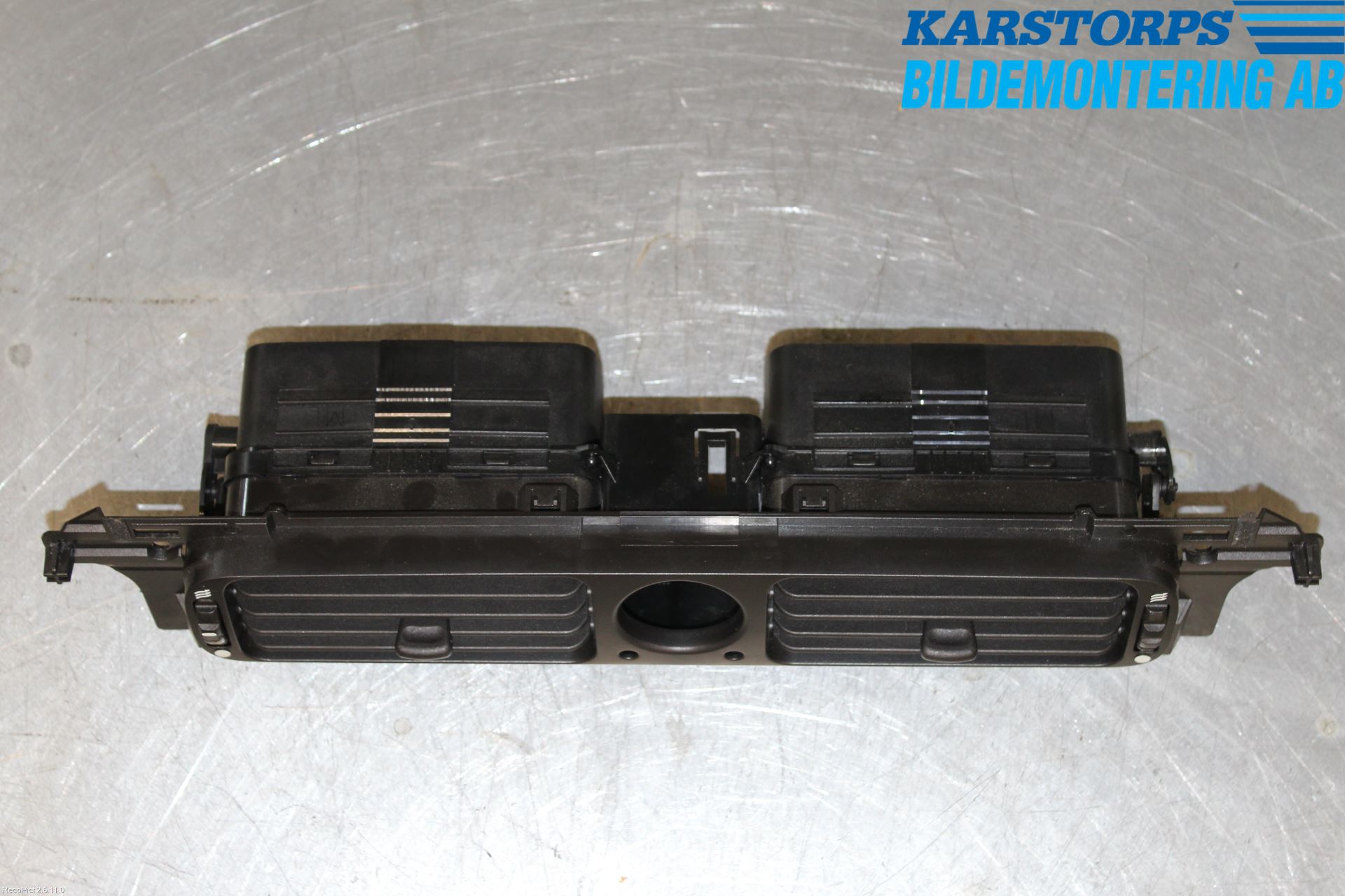 Jaguar XJ X308        98-02 Dashbord Kanal - Dyse