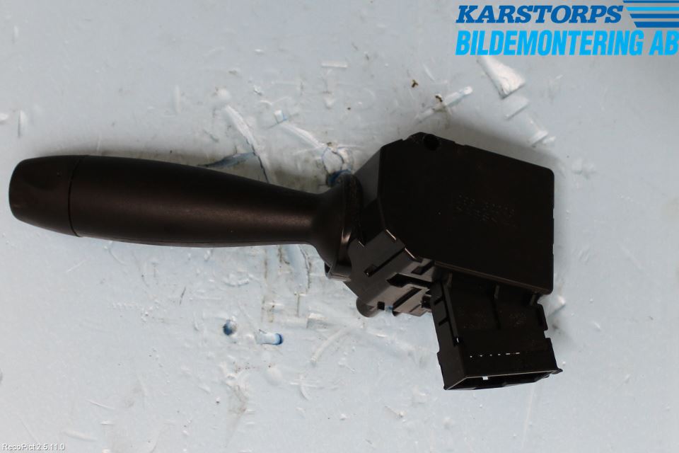 Hyundai i10 BA 14-16 Bryter Ratt Visker - Spyler