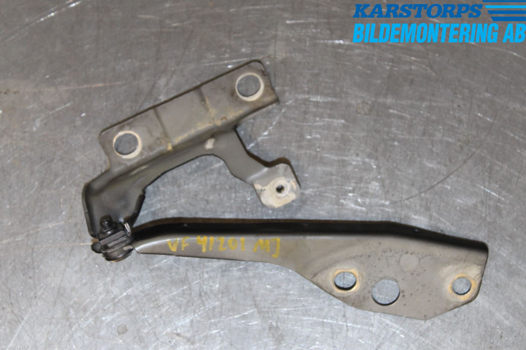 Volvo V50 08-12 Panser Hengsel - Hengsler