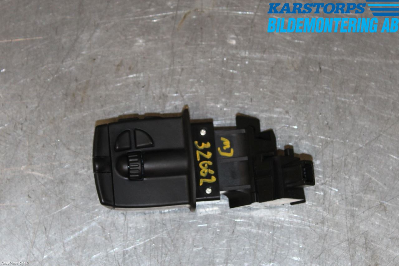 Renault MEGANE III 09-15 Bryter Ratt Radio-Stereo