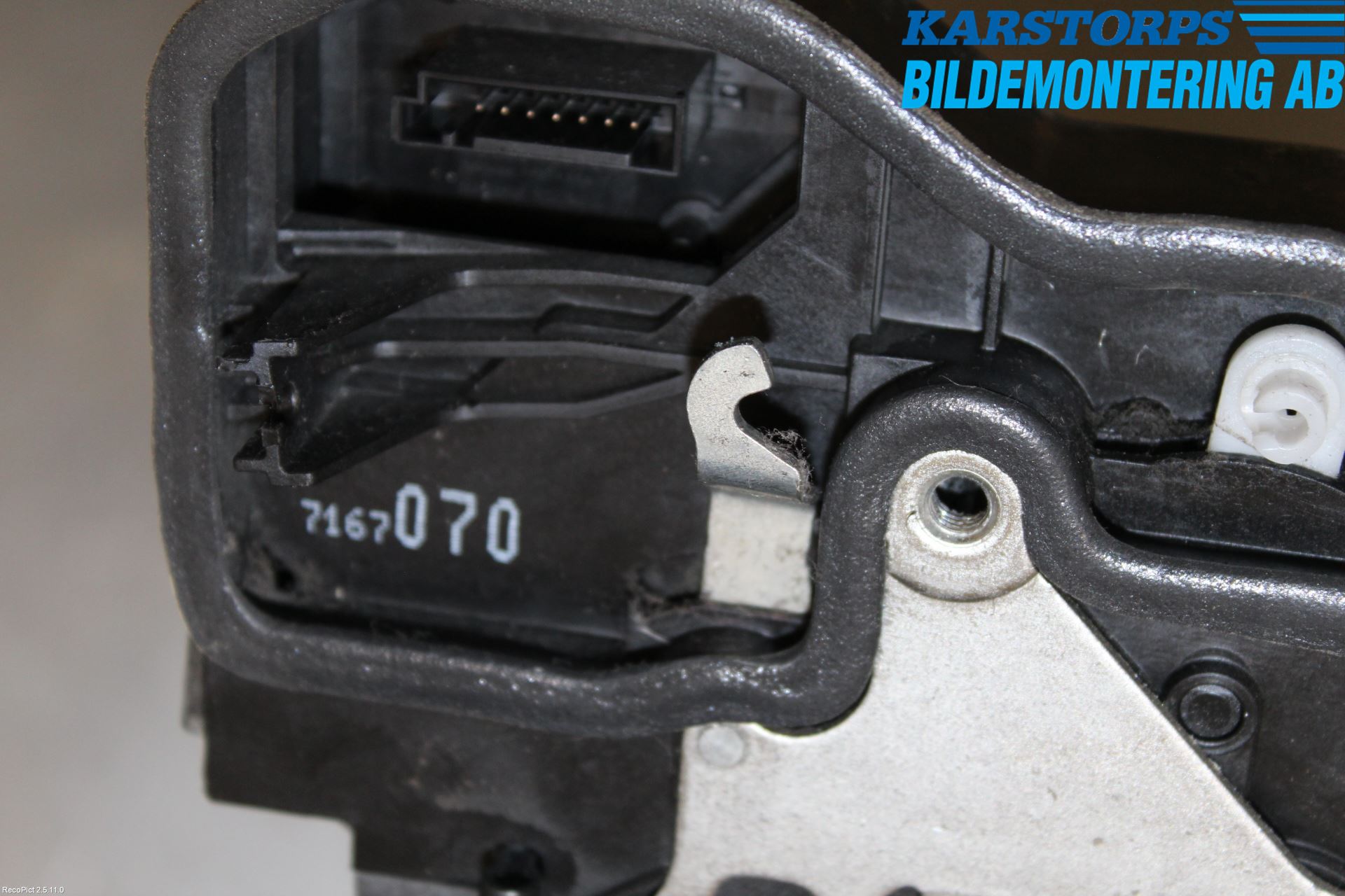 BMW 1 E87/81 5D/3D 03-11 Dørlås - Låsekasse