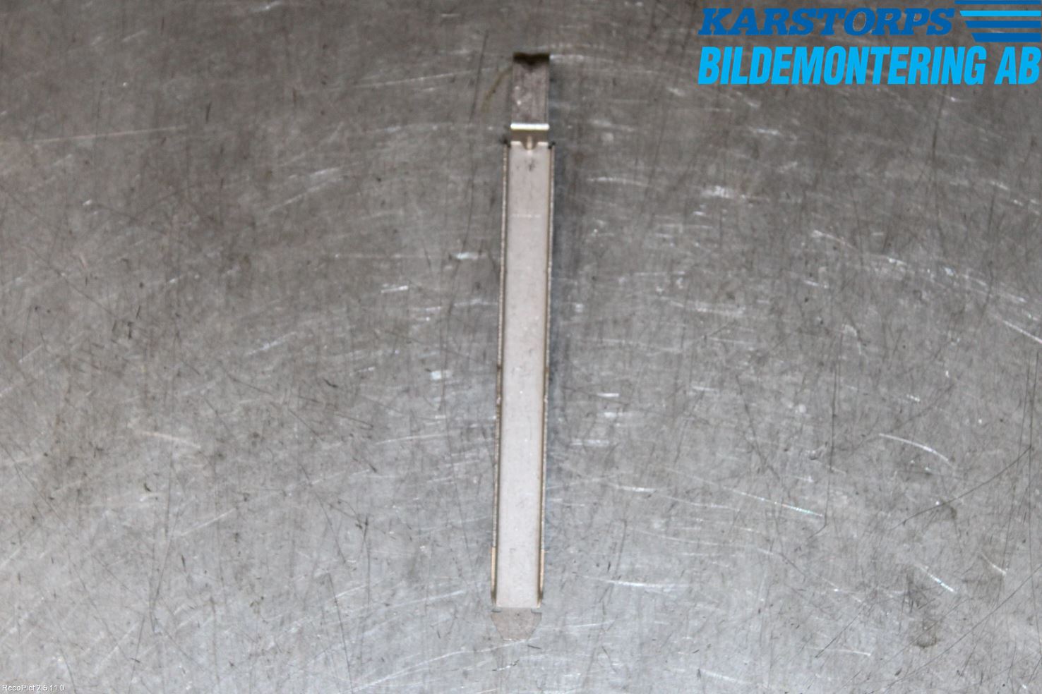 Volvo V50 08-12 Frontlykt Holder-Feste