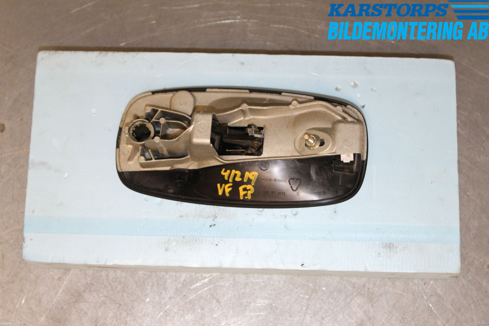 Renault TRAFIC   02-14 Dørhandtak Ytre Venstre