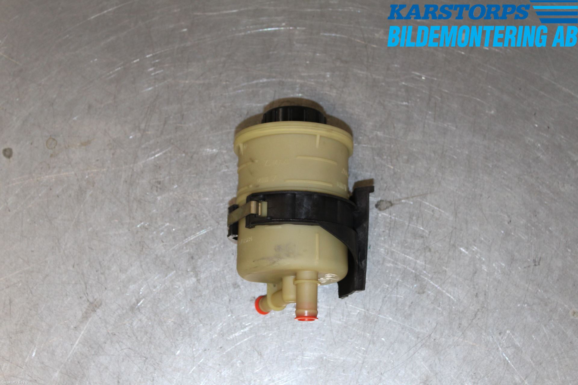Renault TRAFIC   02-14 Servo Oljebeholder