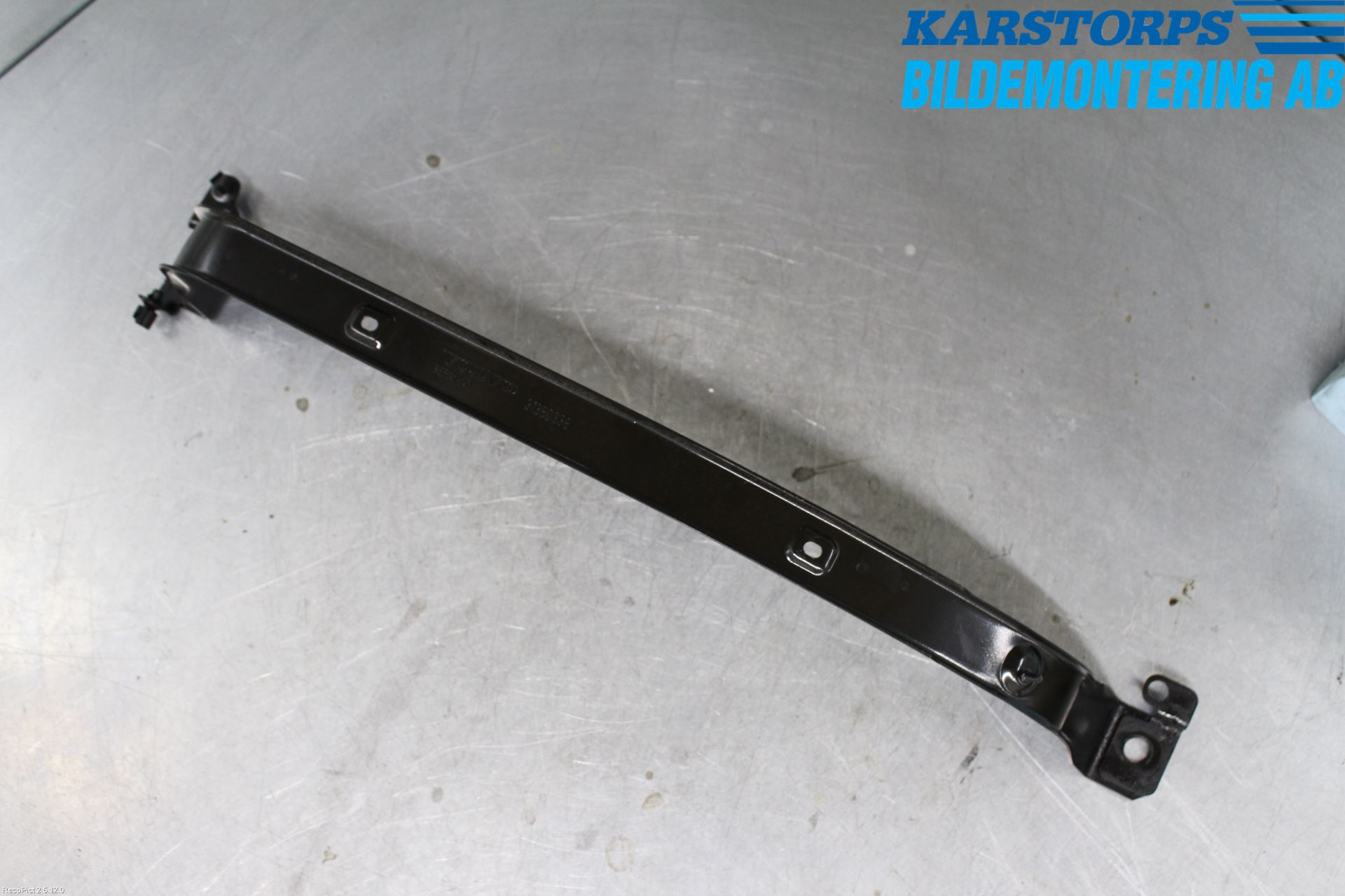 Volvo XC60 14-17 Drivstofftank Bånd-Feste