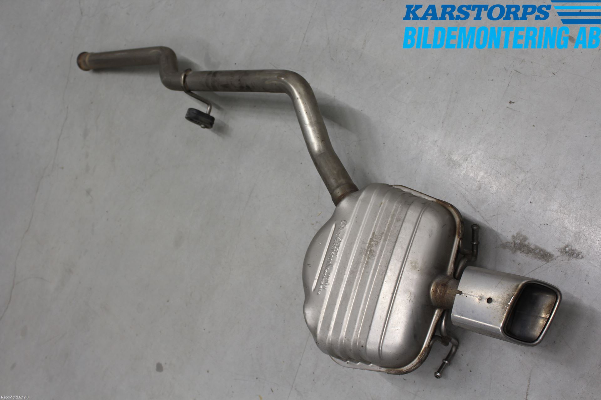 Mercedes-Benz MB GLK-KLASS (X204) 08-16 Eksos Bakre Potte