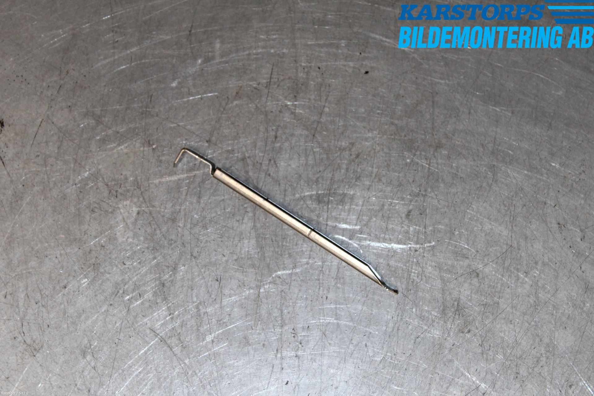 Volvo V50 08-12 Frontlykt Holder-Feste