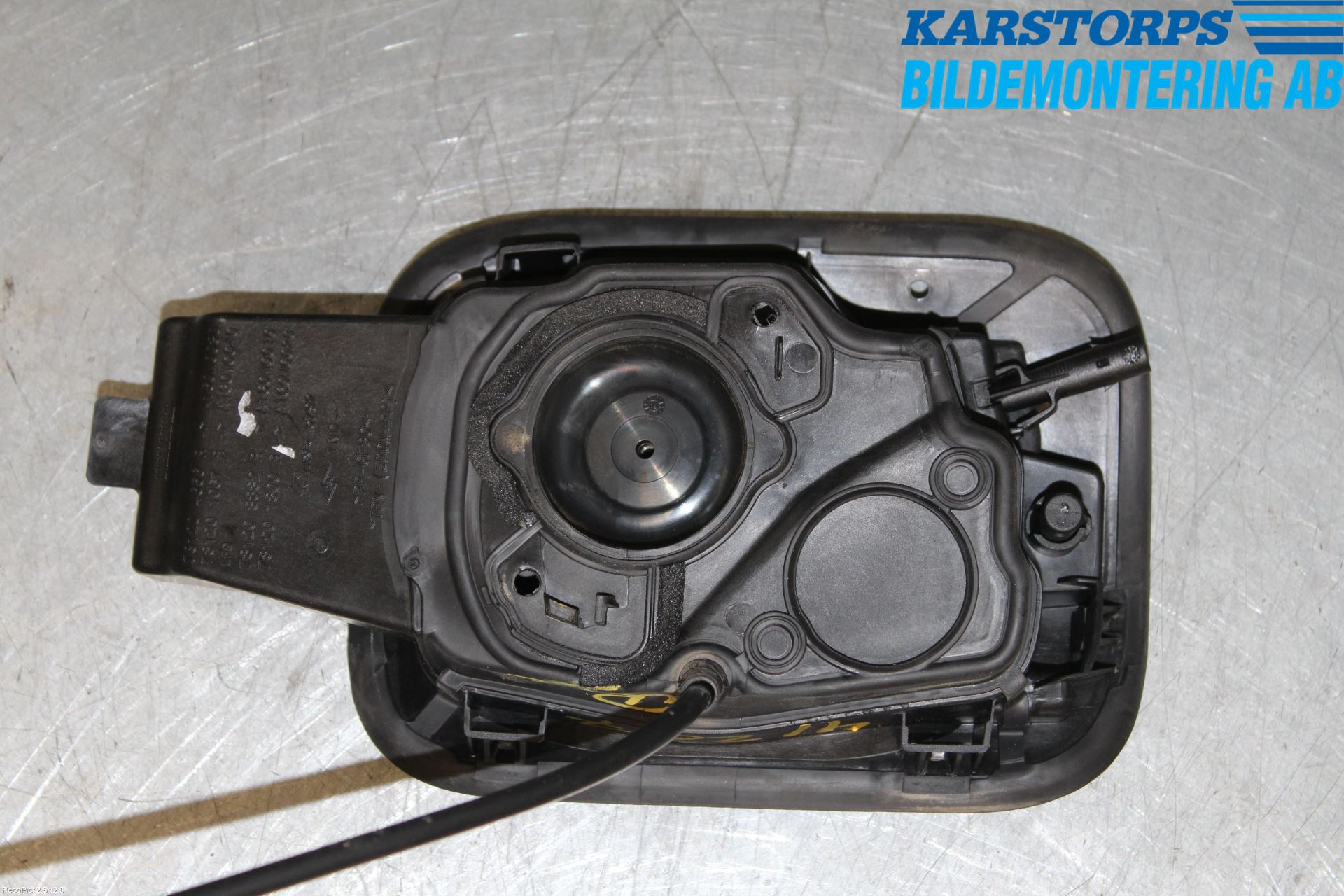 Renault TALISMAN 16-20 Drivstoff Tankluke