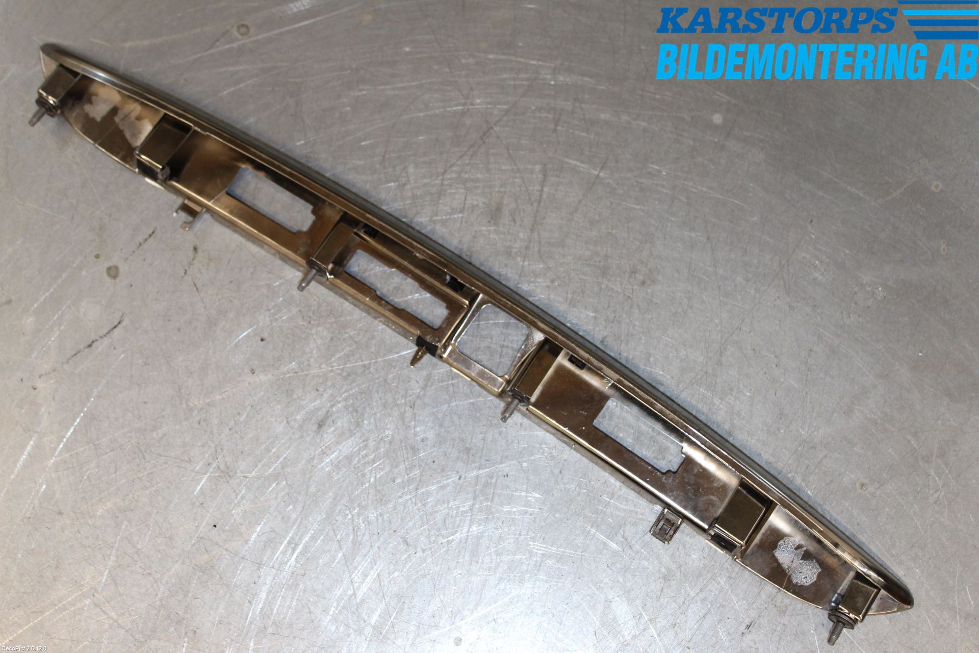 Renault TALISMAN 16-20 Bakluke Handtak Ytre