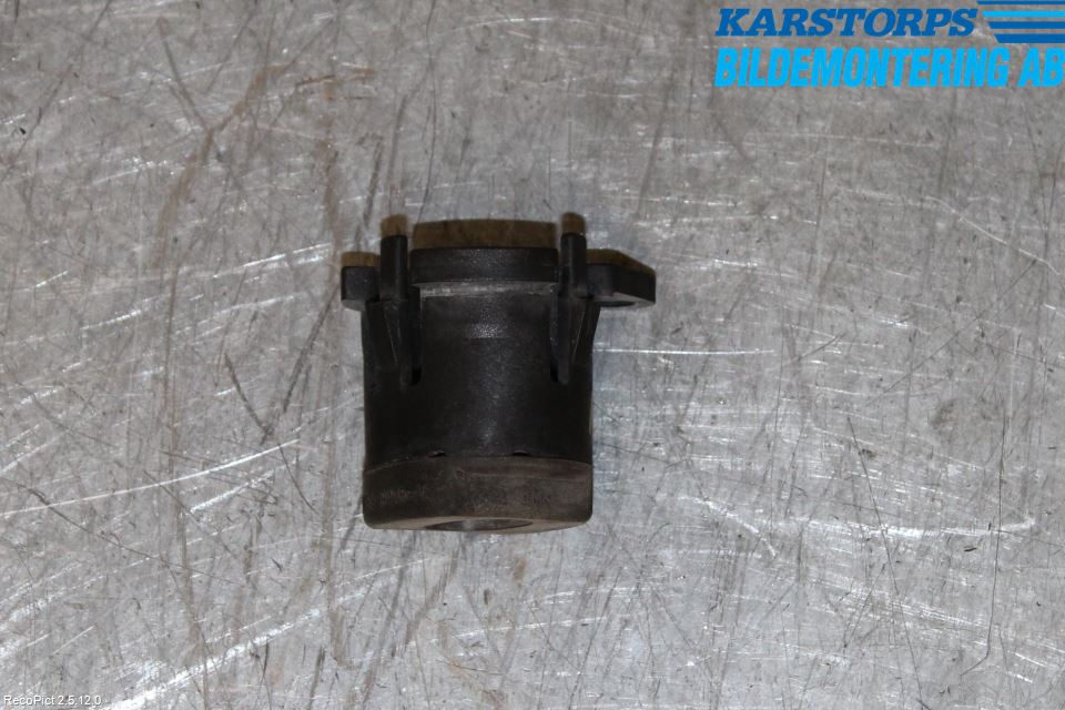 Volvo V50 08-12 Radiator Feste - Ramme - Bjelk