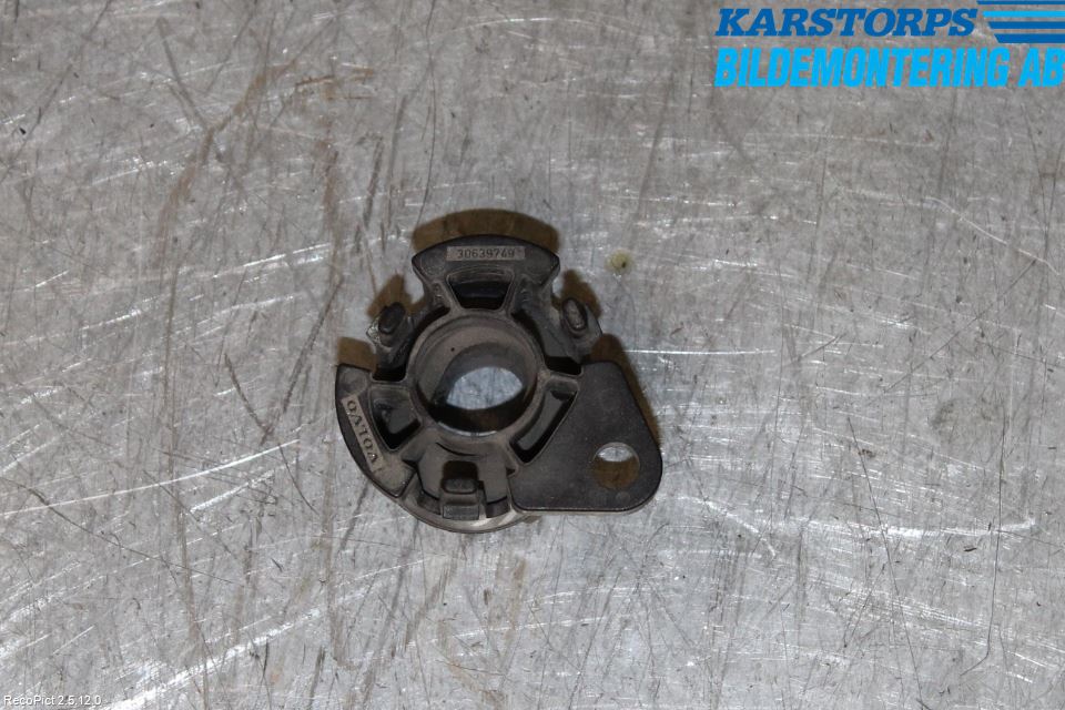 Volvo V50 08-12 Radiator Feste - Ramme - Bjelk