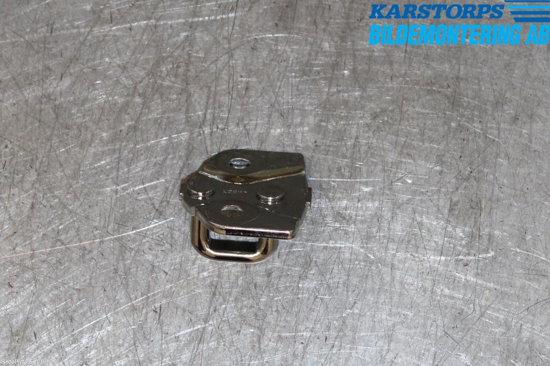 BMW 7 E65/66    00-08 Dørlås - Låsekasse