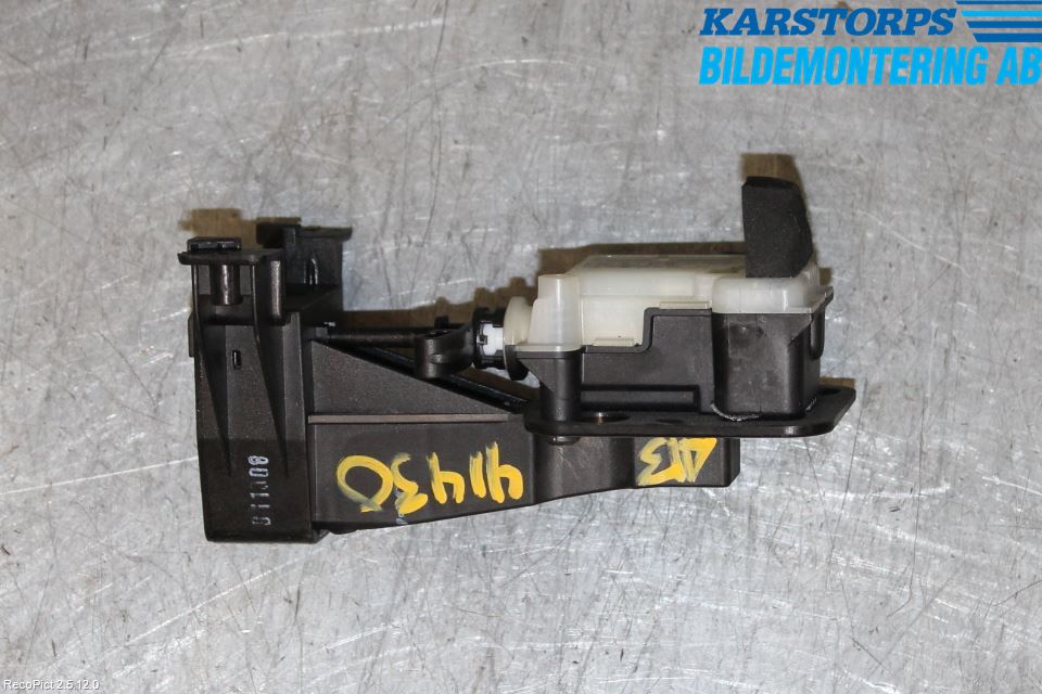 Mercedes-Benz MB S-KLASS (W221) 05-13 Sentrallåsmotor Tankluke