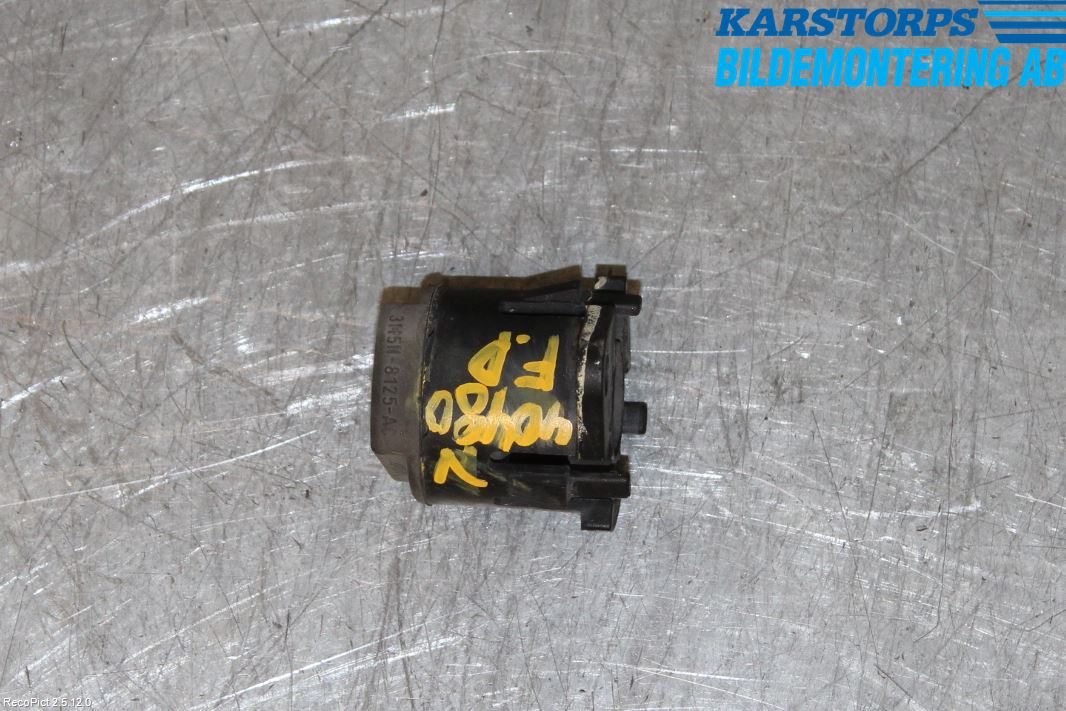 Volvo V50 08-12 Radiator Feste - Ramme - Bjelk