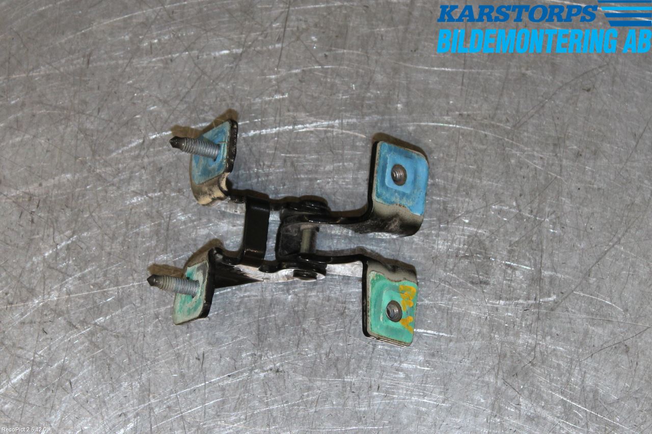 Mercedes-Benz MB A-KLASS (W176) 13-18 Bakluke Hengsel Venstre