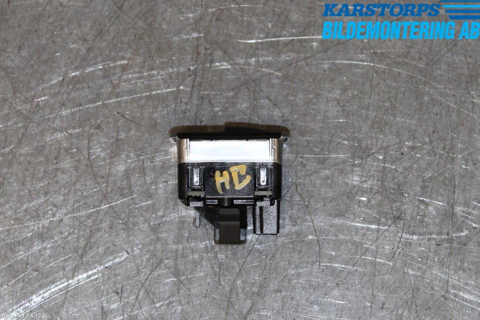 Mercedes-Benz MB A-KLASS (W176) 13-18 Bryter Vindusheis