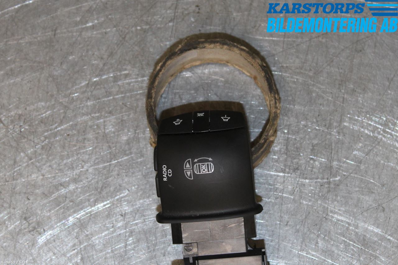 Renault MEGANE III 09-15 Bryter Ratt Radio-Stereo