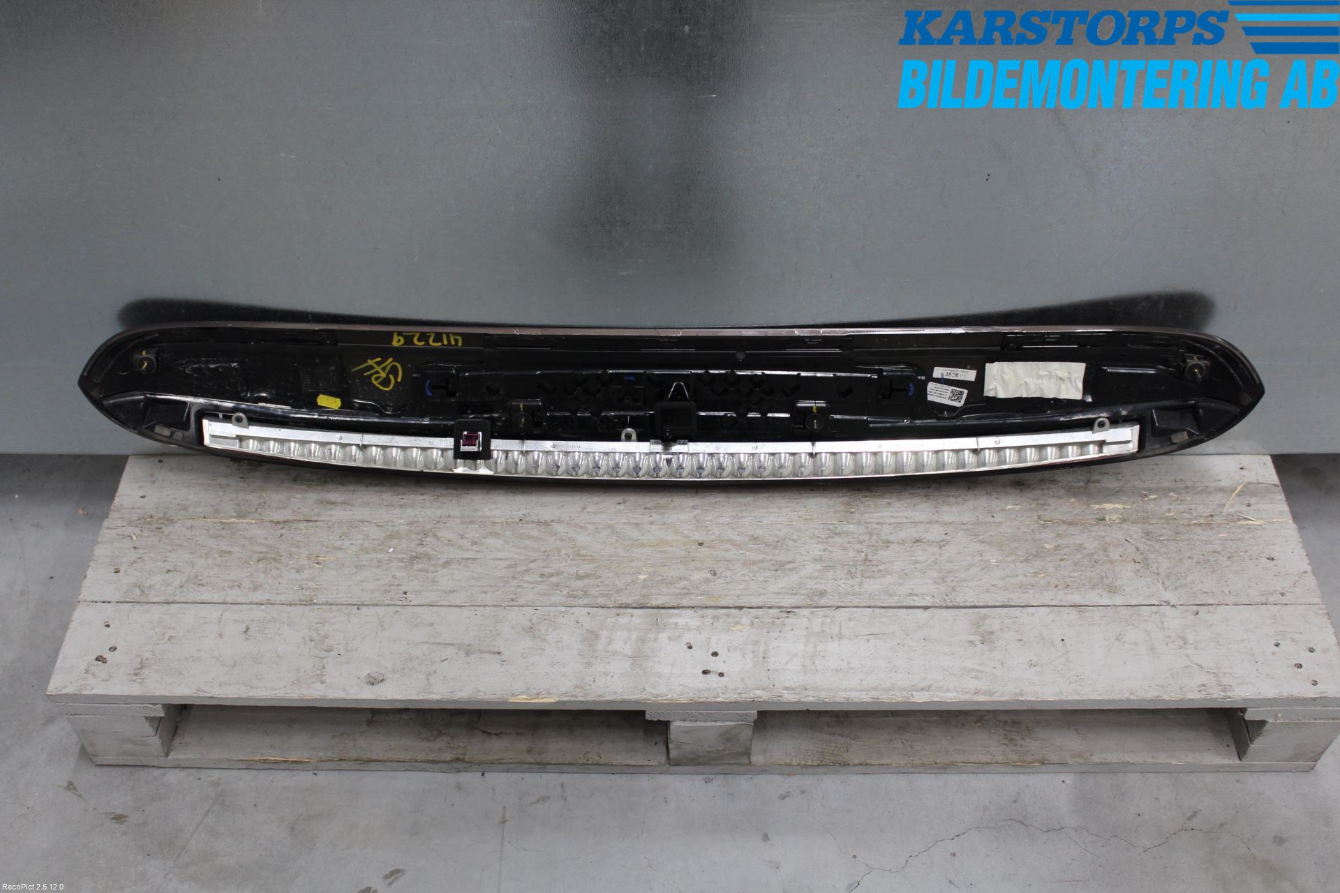 Mercedes-Benz MB E-KLASS (W212) 09-16 Spoiler Bakluke