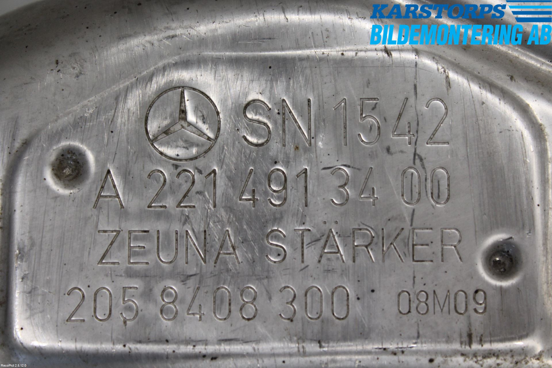 Mercedes-Benz MB S-KLASS (W221) 05-13 Eksos Bakre Potte
