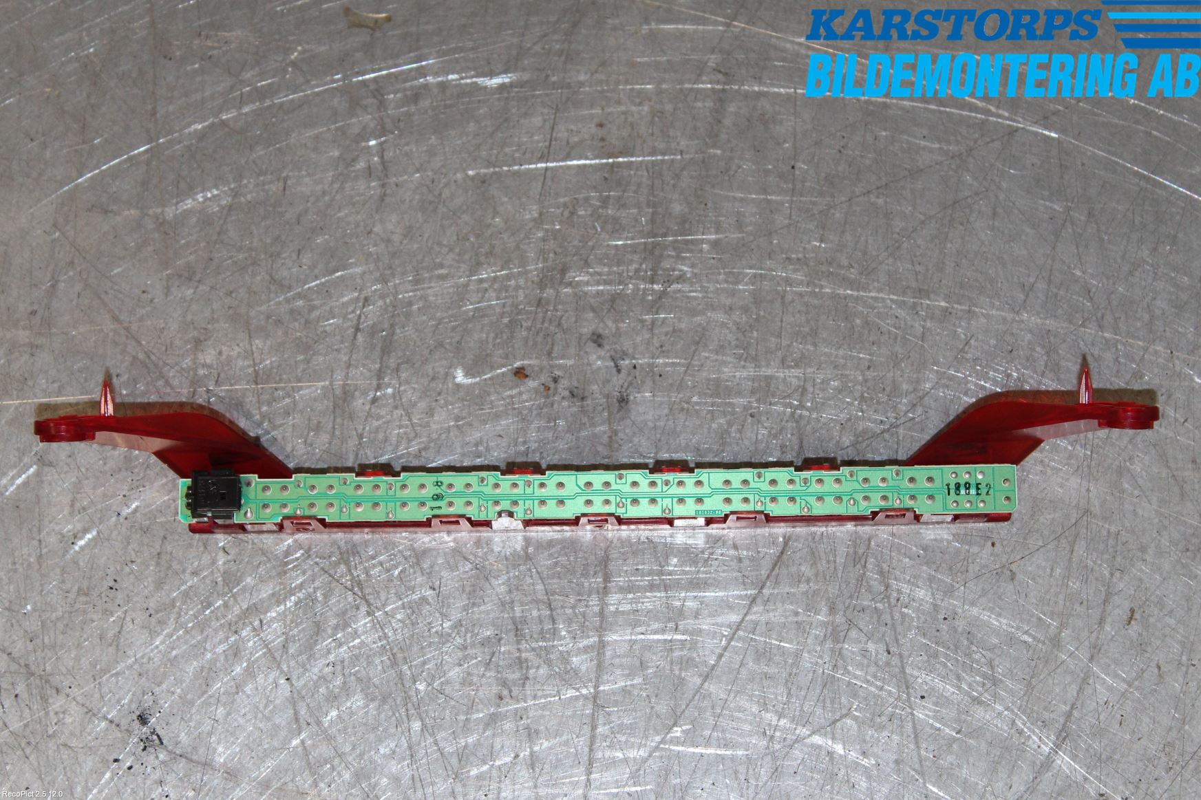 BMW 1 E87/81 5D/3D 03-11 Bremselys Bakrute