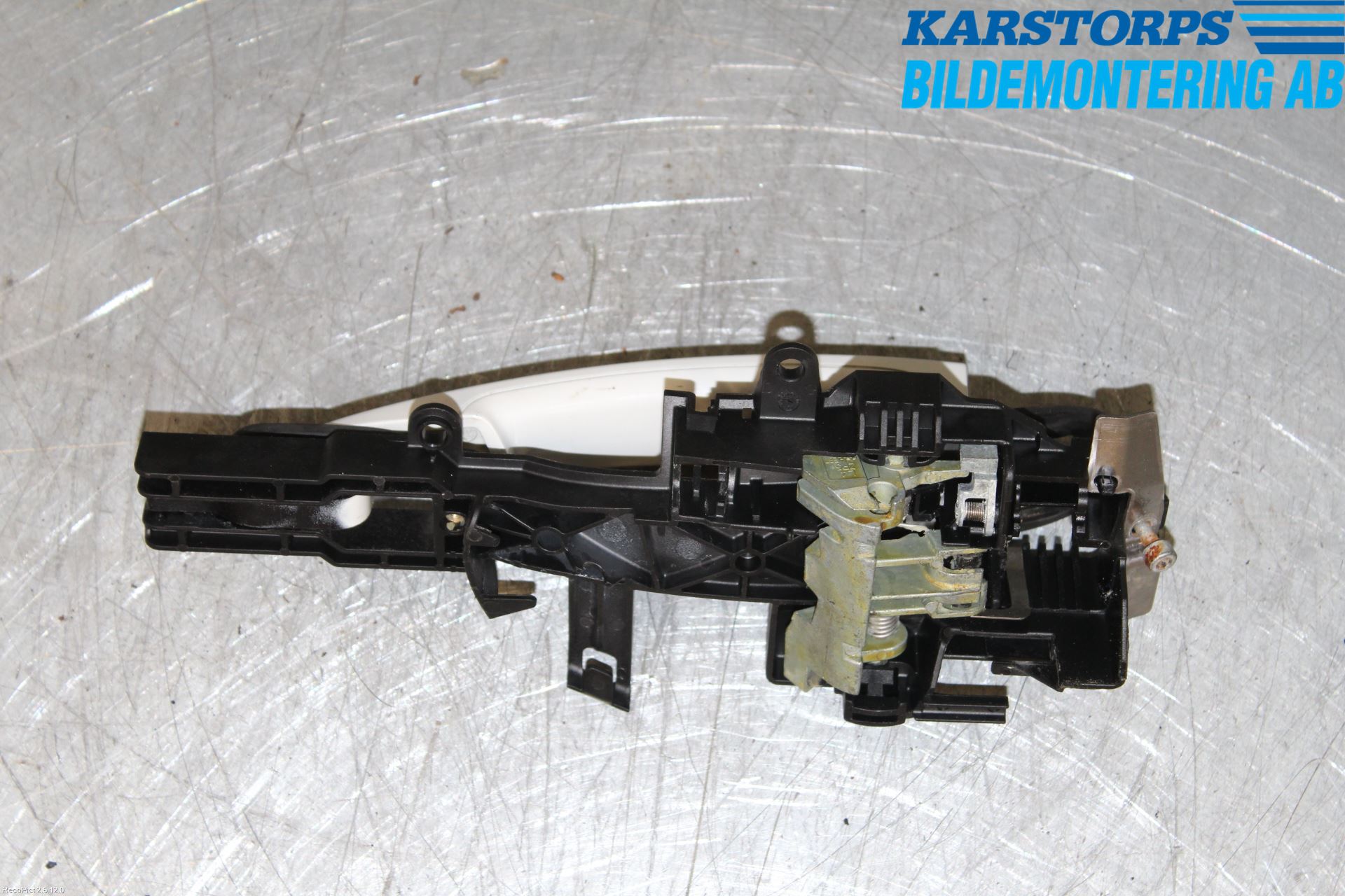 BMW 1 E87/81 5D/3D 03-11 Dørhandtak Ytre Venstre