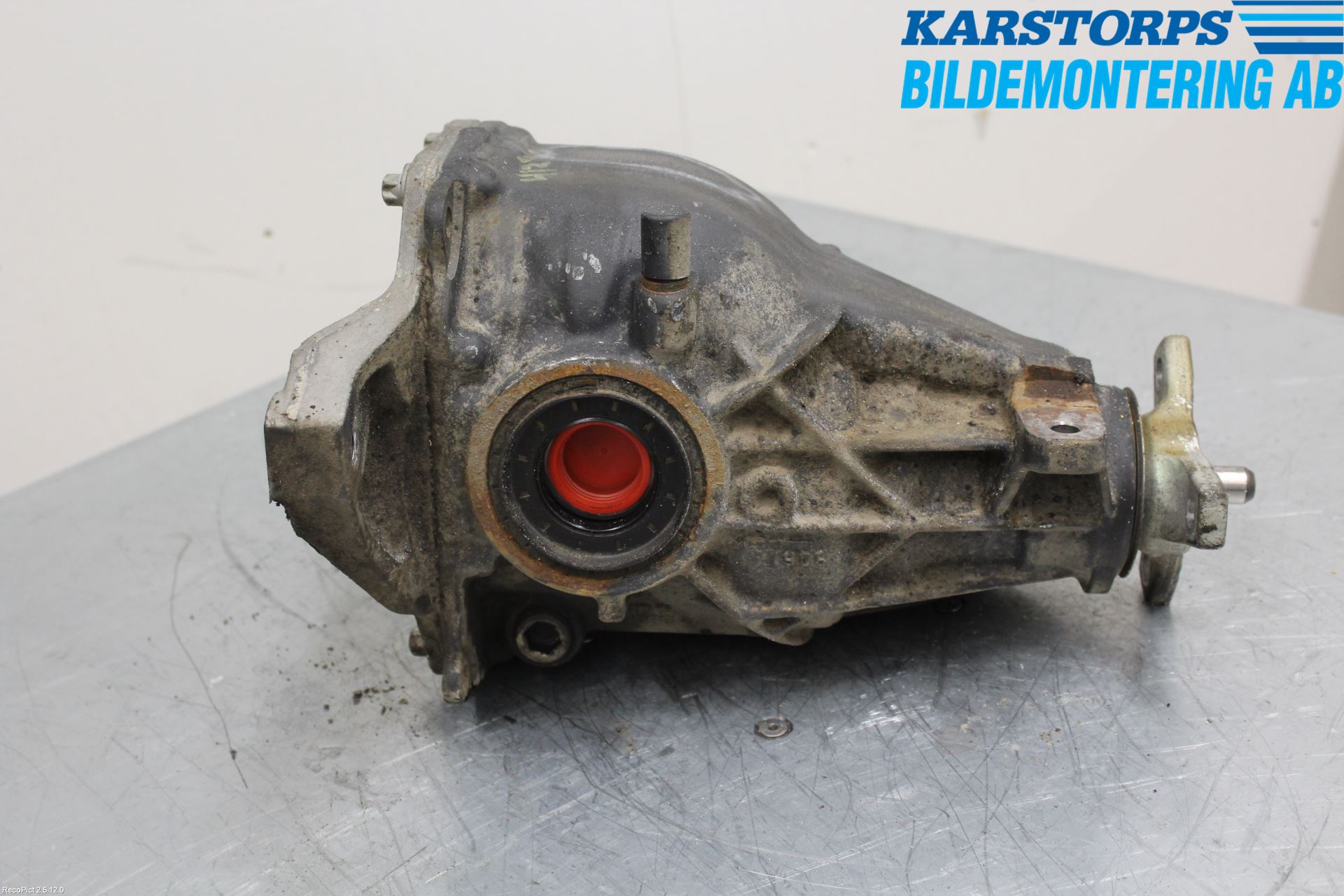 Mercedes-Benz MB E-KLASS (W212) 09-16 Bakaksel Kardang Bak -Diff
