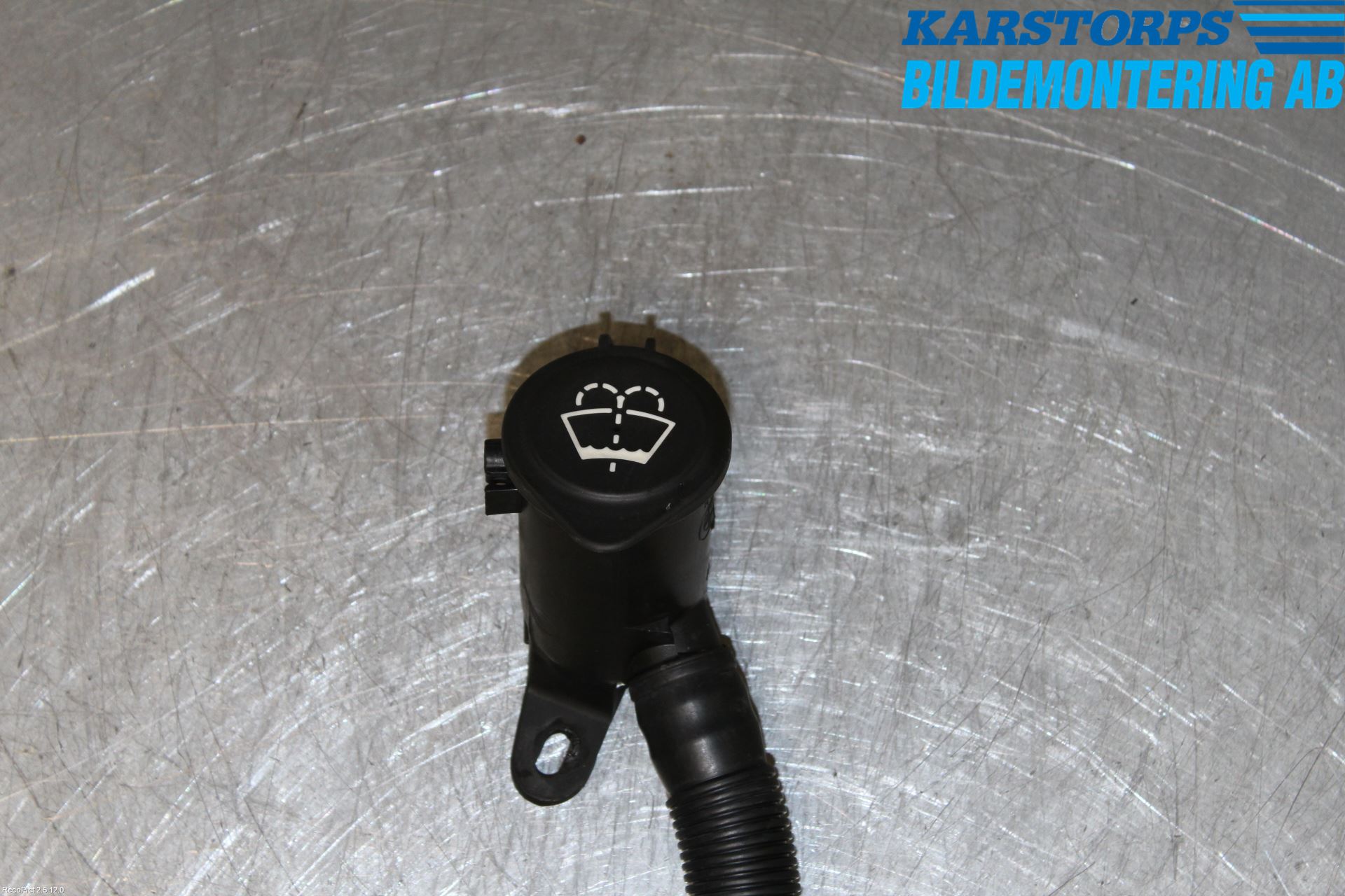 BMW 7 E65/66    00-08 Påfyllingsrør For Vasketank