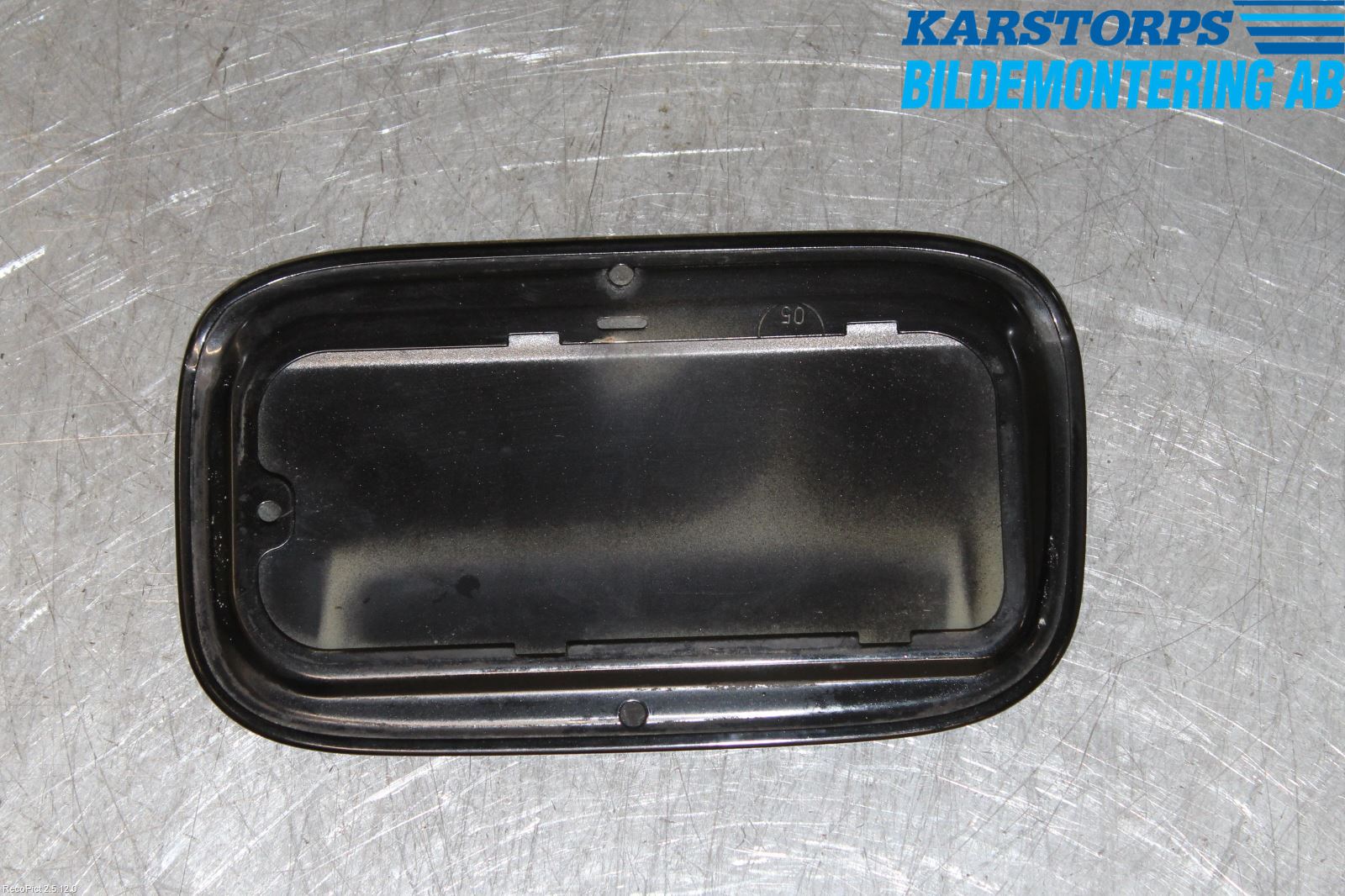 BMW 7 E65/66    00-08 Drivstoff Tankluke