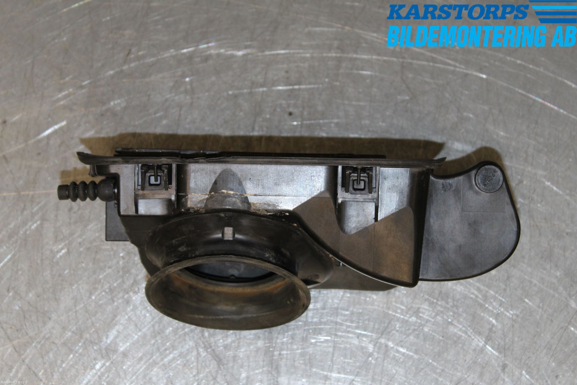 BMW 7 E65/66    00-08 Drivstoff Tankluke