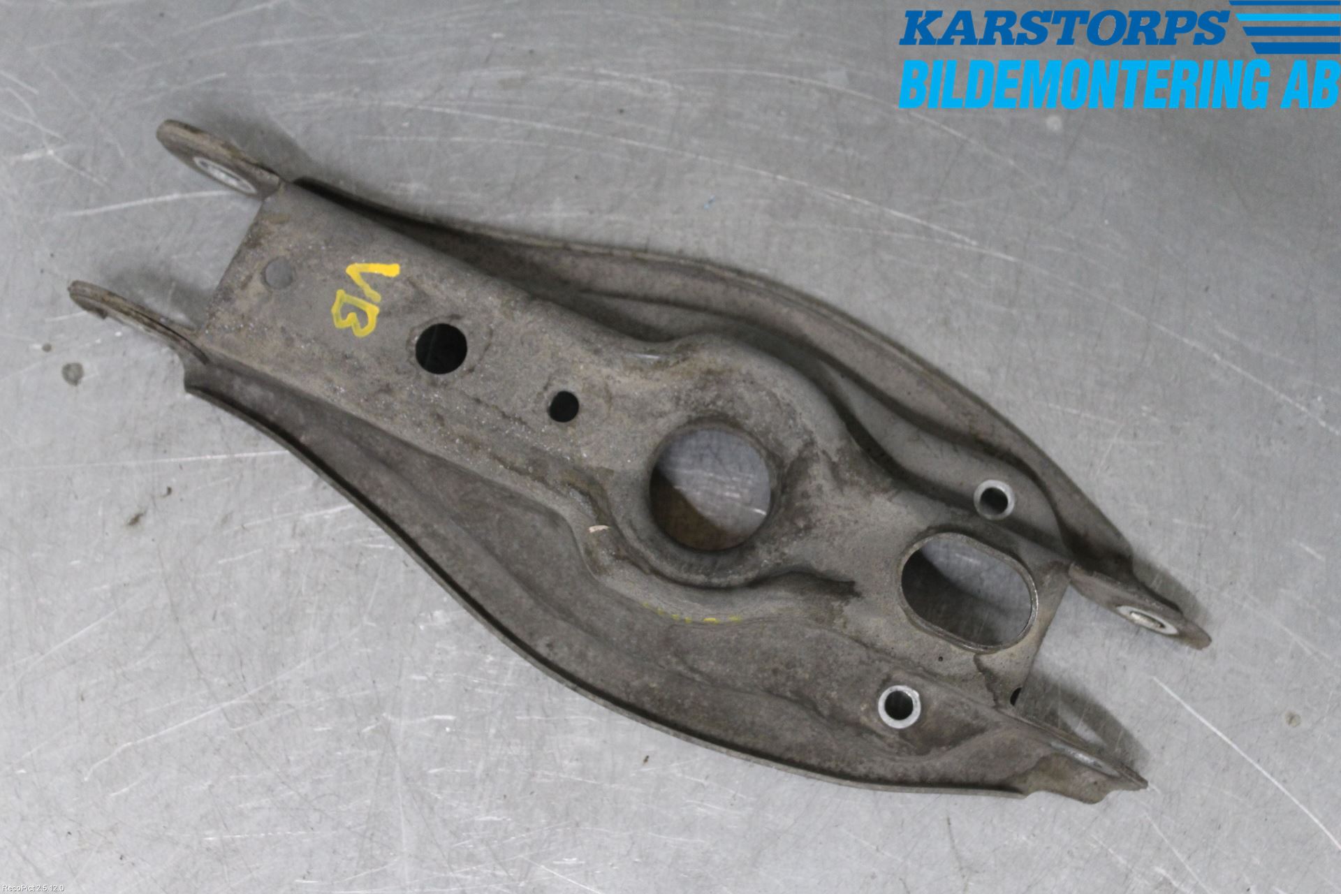 BMW 1 E87/81 5D/3D 03-11 Bærearm Bak Venstre