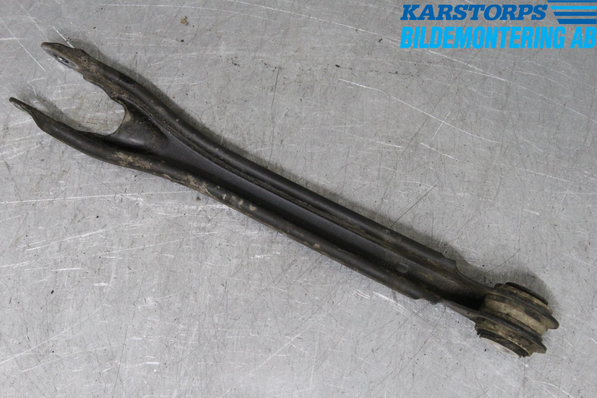 Mercedes-Benz MB E-KLASS (W212) 09-16 Bærearm Bak Venstre