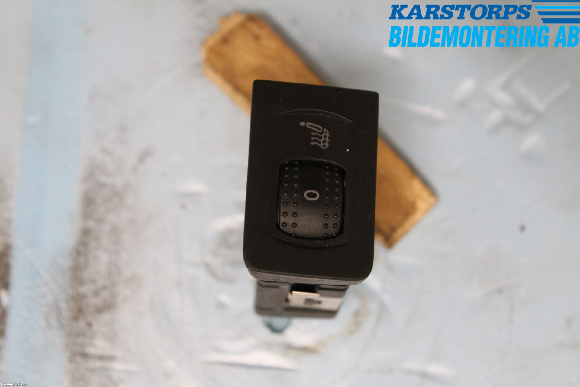 Volkswagen VW GOLF IV 98-06 Bryter Varmesete