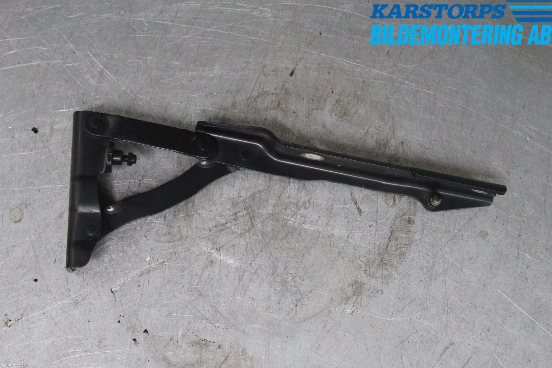 BMW 5 E60/61 Sed/Tou 02-10 Panser Hengsel - Hengsler