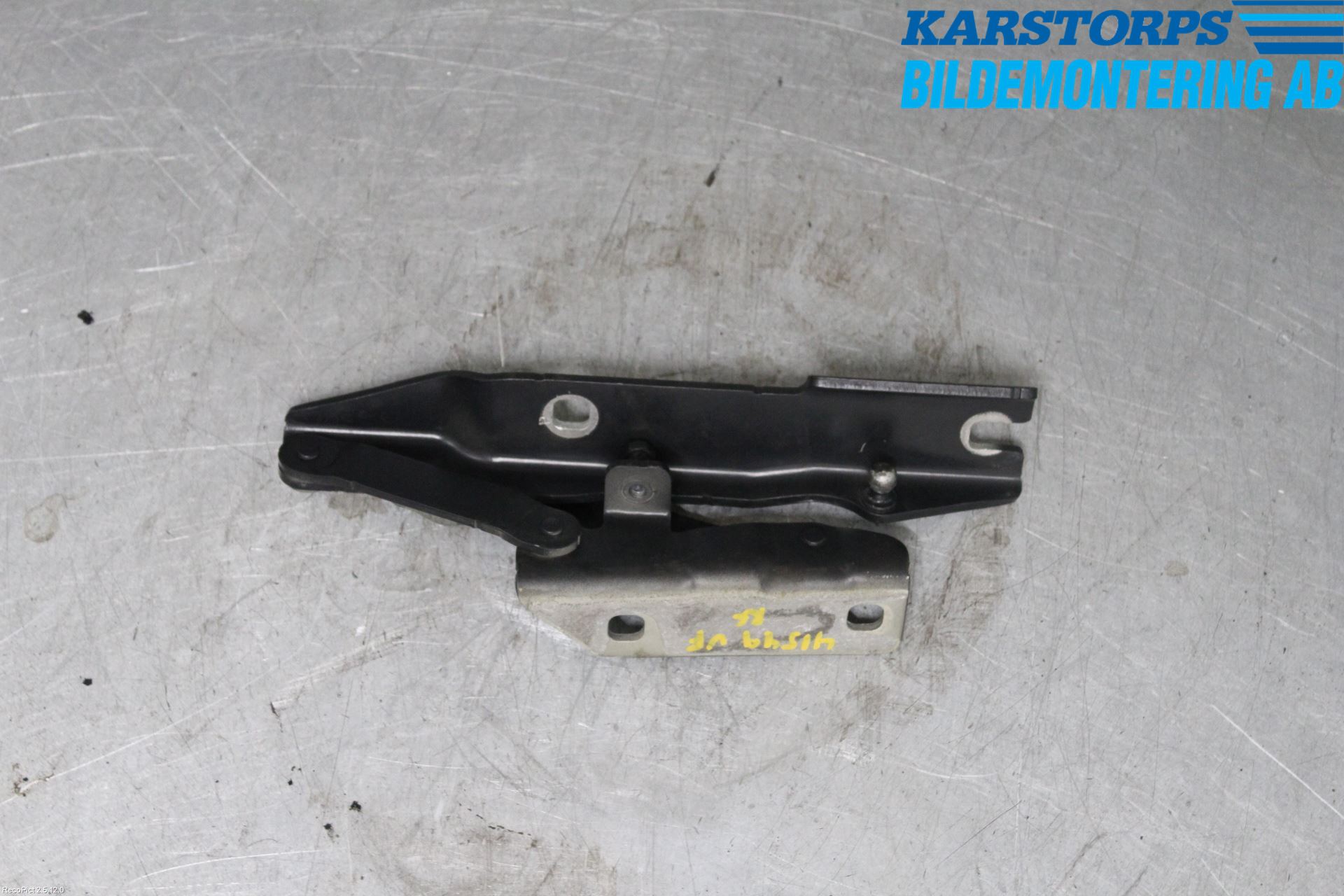 BMW 5 E60/61 Sed/Tou 02-10 Panser Hengsel - Hengsler