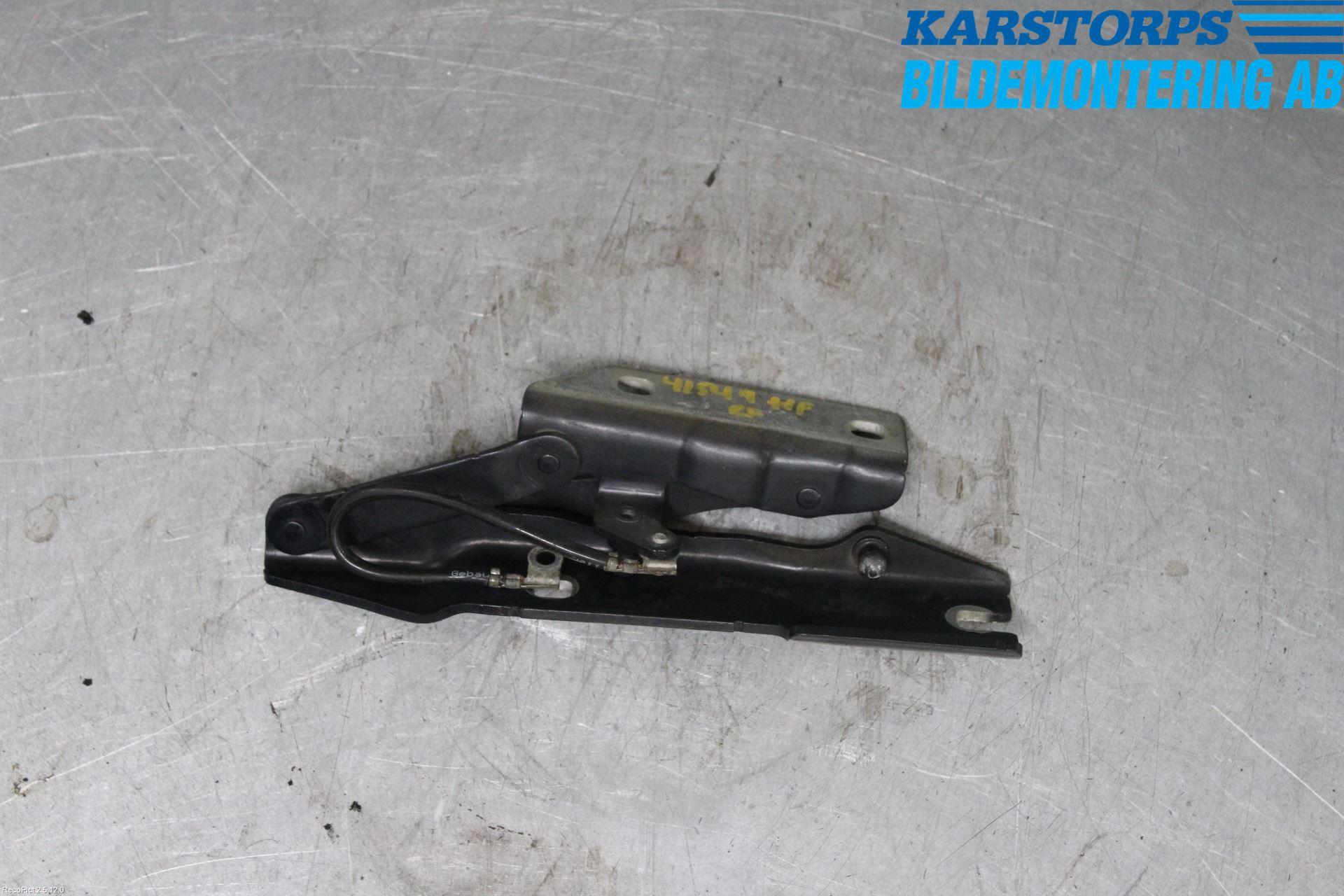 BMW 5 E60/61 Sed/Tou 02-10 Panser Hengsel - Hengsler